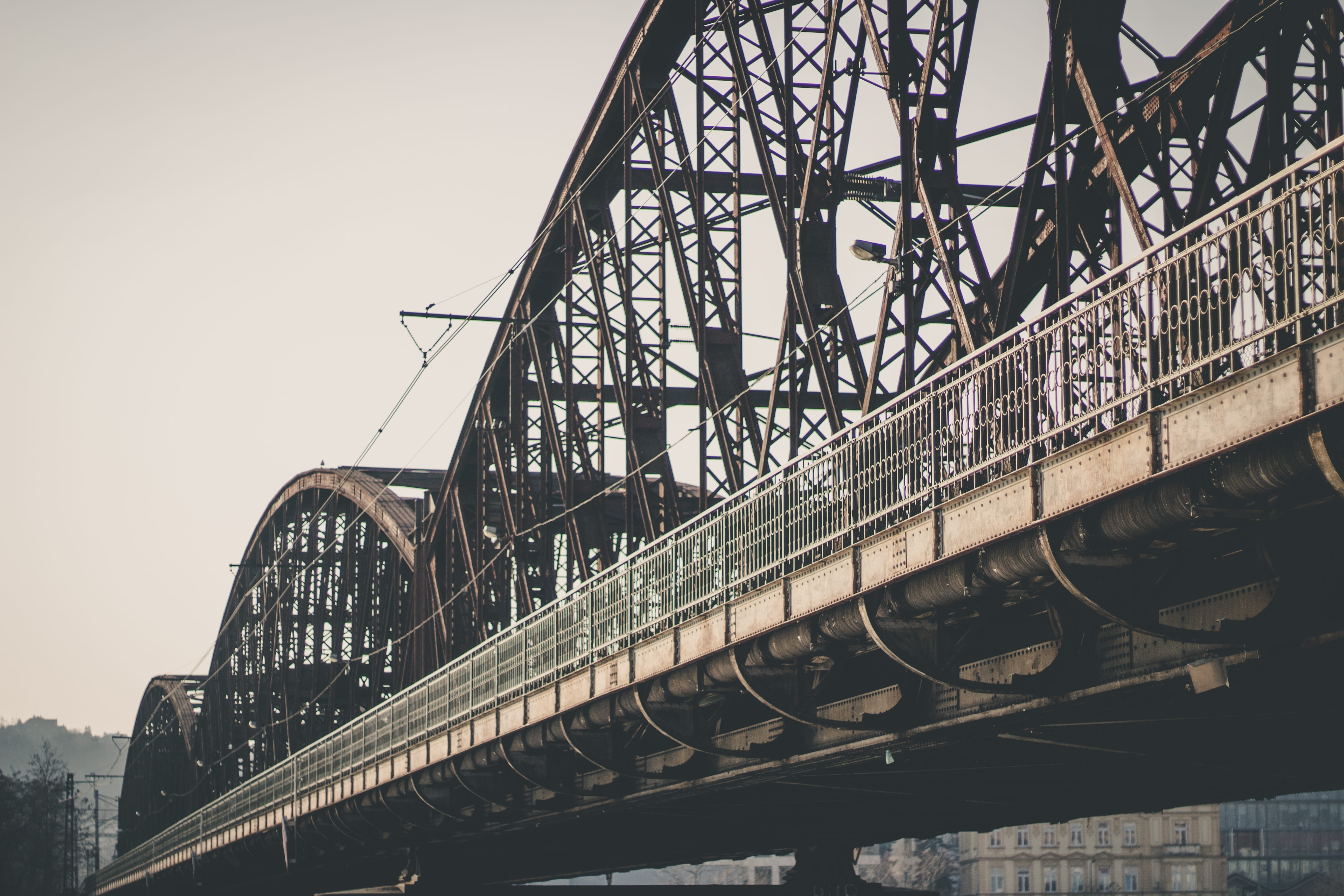 rail transportation, day, travel, nature, building exterior, river, metal, arch bridge, train, low angle view, travel destinations, bridge - man made structure, HD Wallpaper