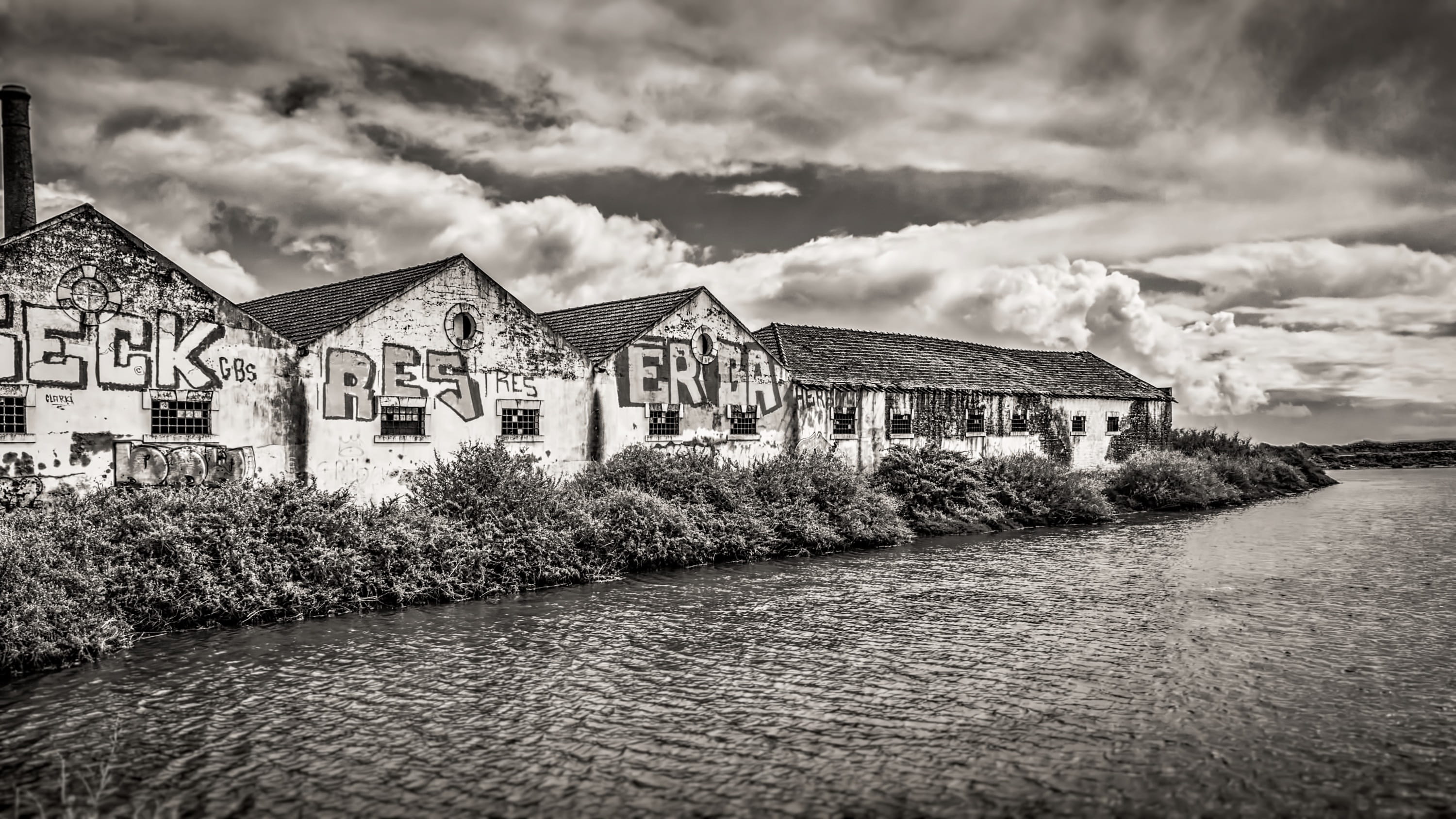 nature, horizontal plane, building, house, home, cloud - sky, river, city, day, sky, residential district, monochrome, no people, waterfront, factory, 2K, HD Wallpaper