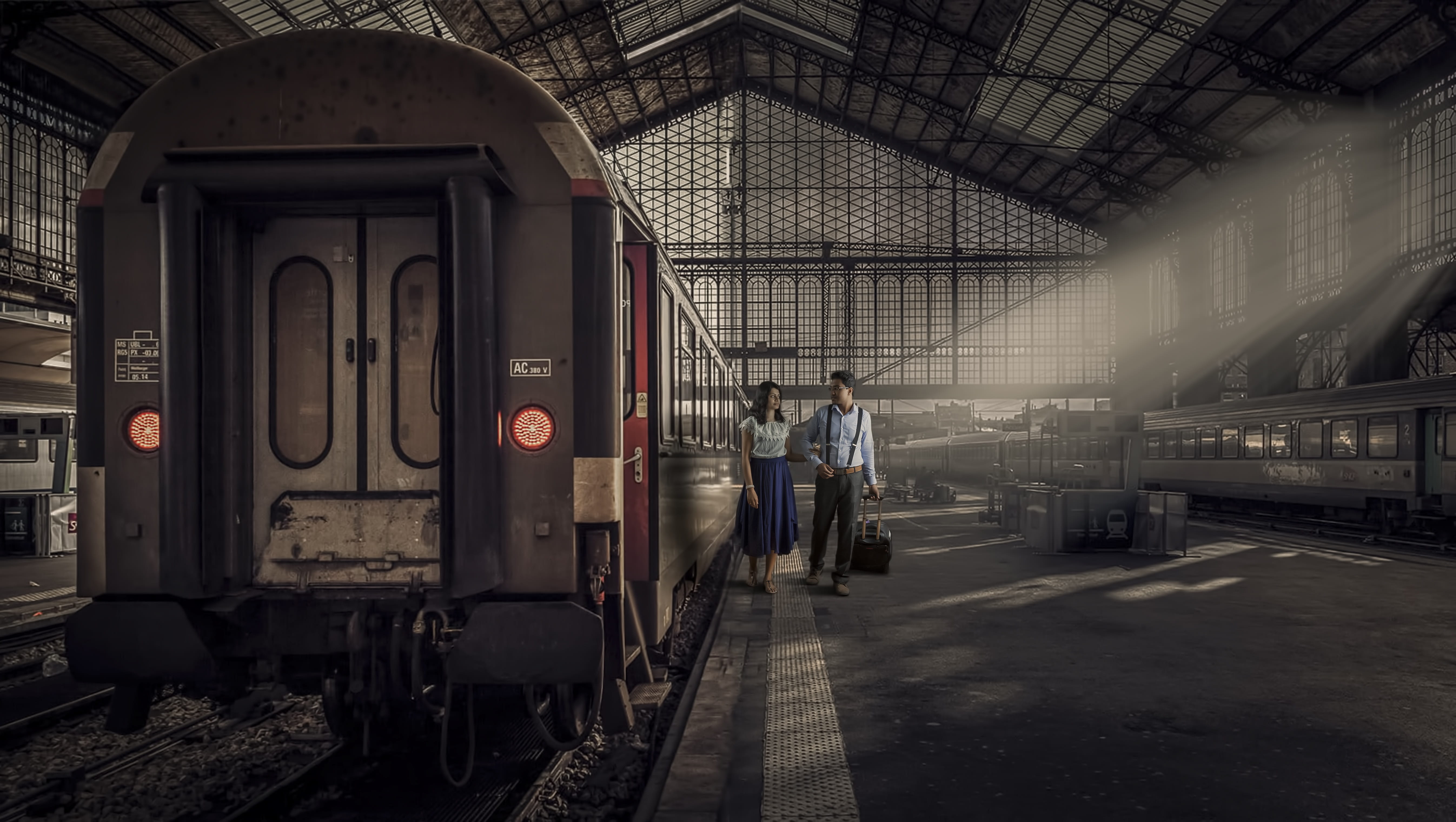rail transportation, mode of transportation, train - vehicle, urban, steel, railroad station, horizontal plane, locomotive, indoors, arrival, dark, man, HD Wallpaper