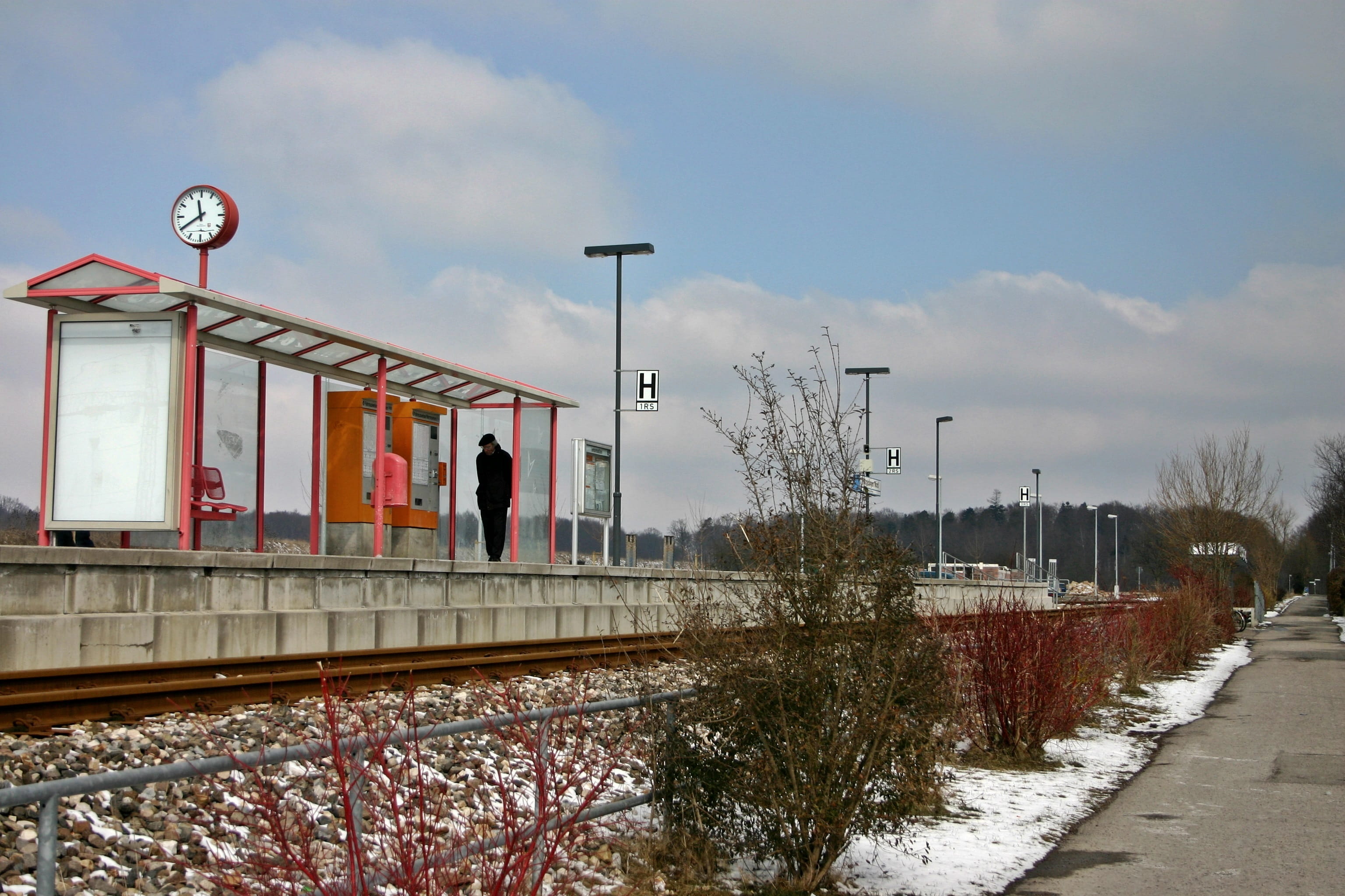 Train, Railway Station, street light, schönbuch web, Station, tree, passenger, Sidewalk, canal, stop, traffic, germany, rail transportation, railroad Track, HD Wallpaper