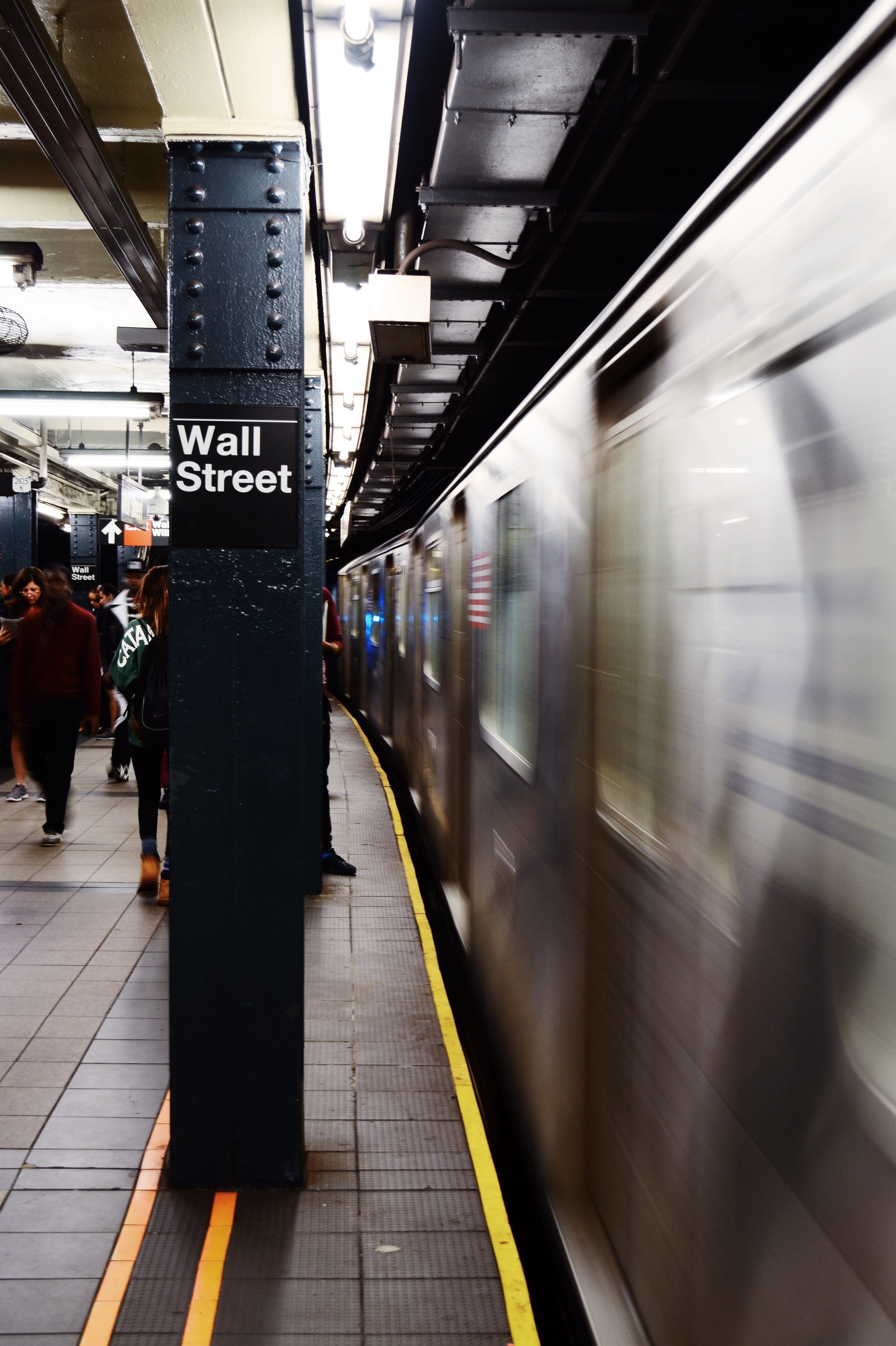 public transportation, blurred motion, train - vehicle, subway train, mode of transportation, street, wall, underground, 4K, women, train, architecture, Phone HD Wallpaper
