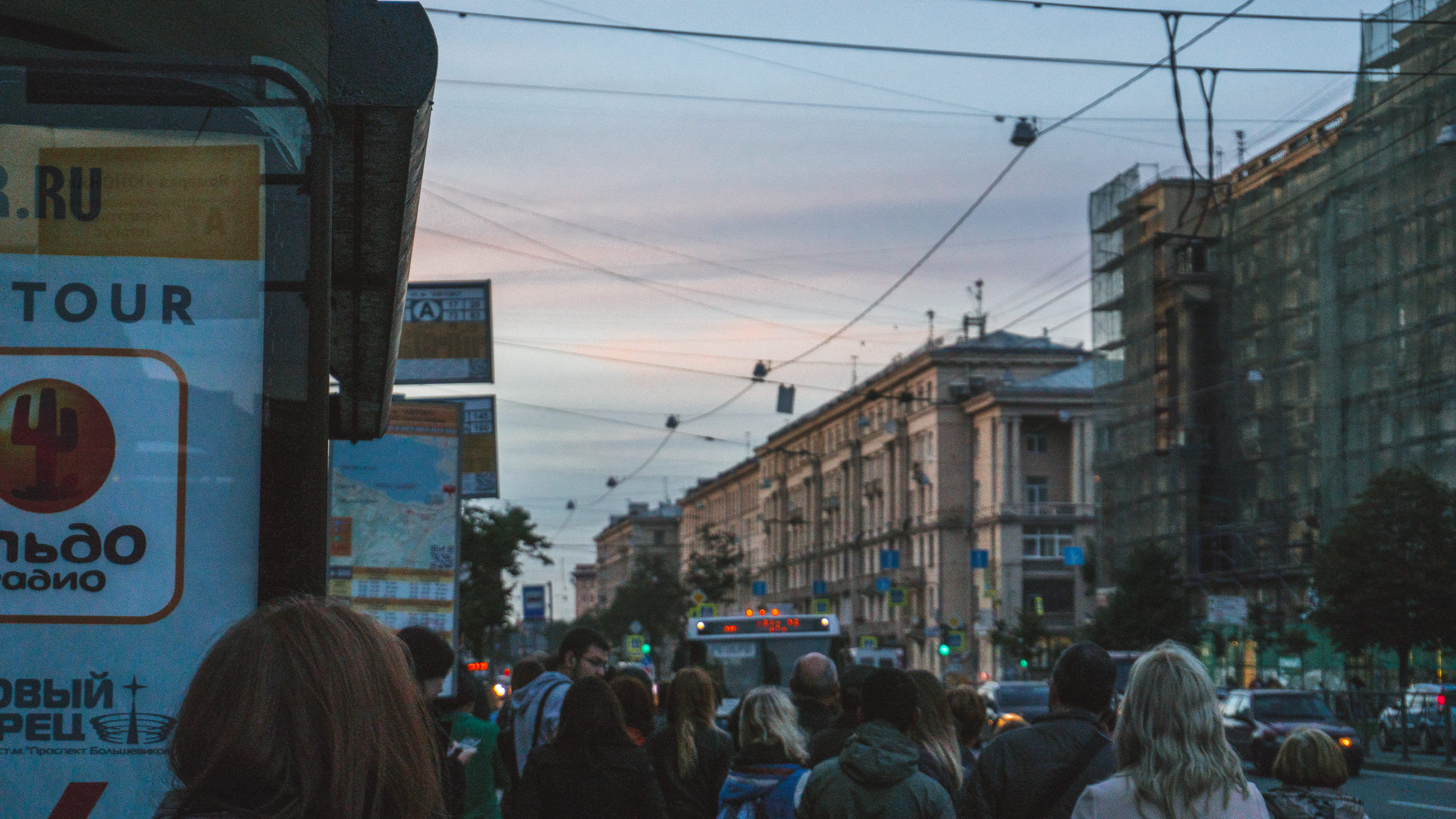 outdoors, 5K, avtovo station, women, motion, electricity, city, people, road, sky, saint petersburg, street, real people, bus, atmosphere, city life, waiting, HD Wallpaper