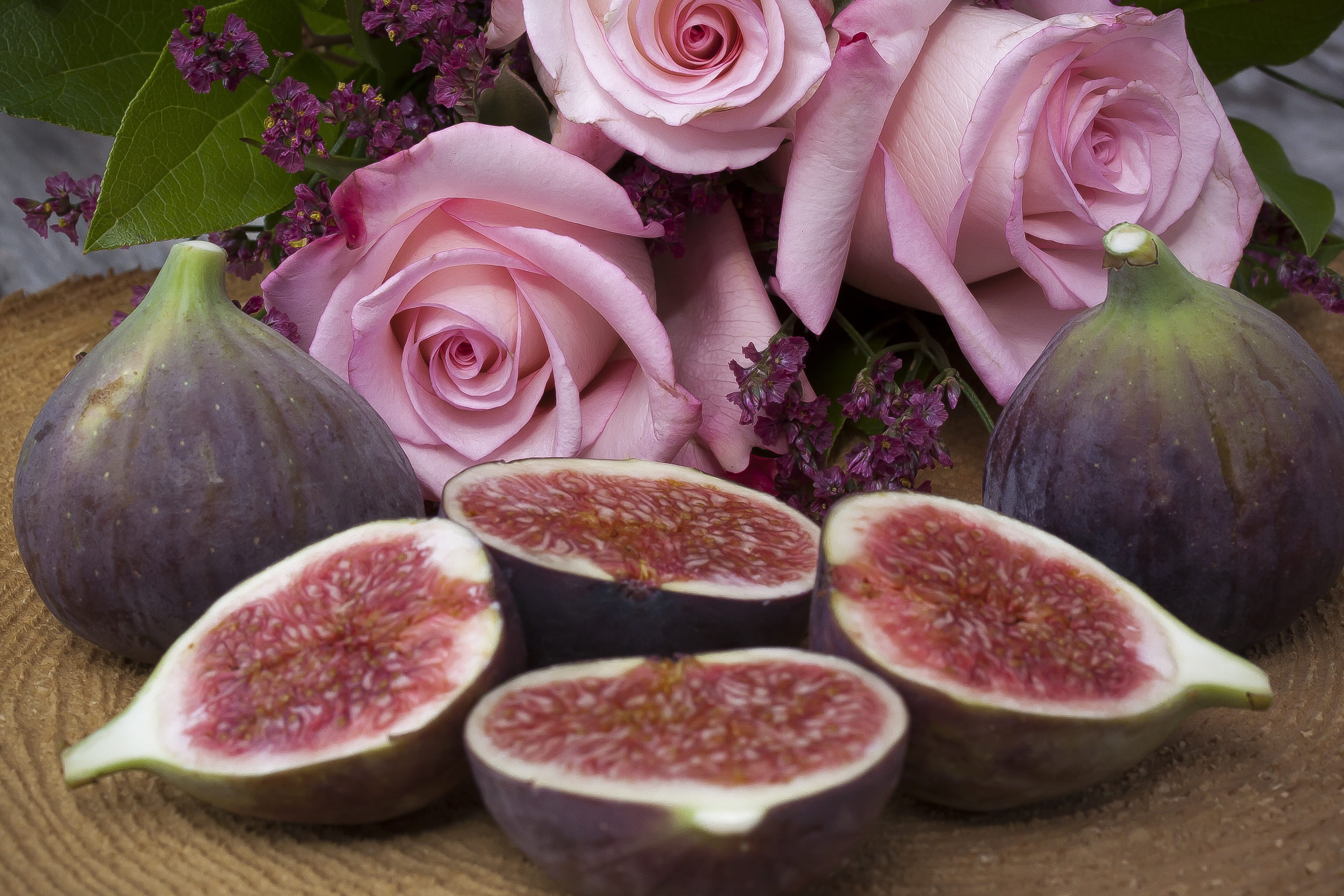 pink color, rose, dessert, fig, red, beauty in nature, wooden disc, sweet, wellbeing, no people, bouquet, healthy eating, vulnerability, nature, healthy, HD Wallpaper