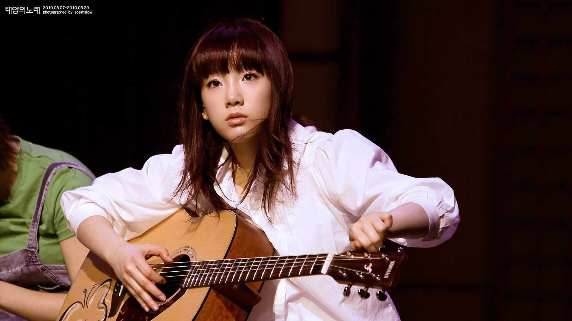 celebrity, guitars, snsd, generation, asians, brunettes, bangs, women, korean, kim, 1080P, taeyeon, singers, girls, HD Wallpaper