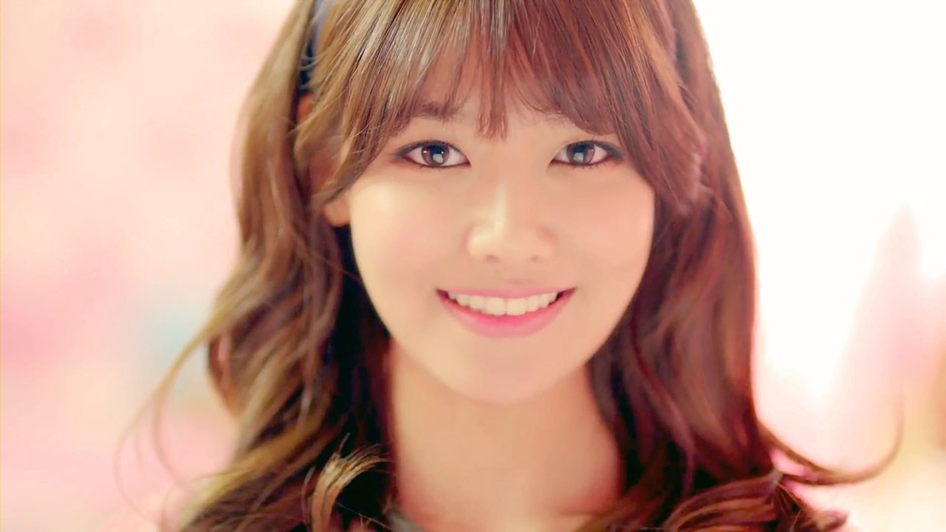 beautiful people, beautiful woman, happiness, young, human face, smiling, human hair, long hair, teenager, headshot, sooyoung, hair, 1080P, HD Wallpaper