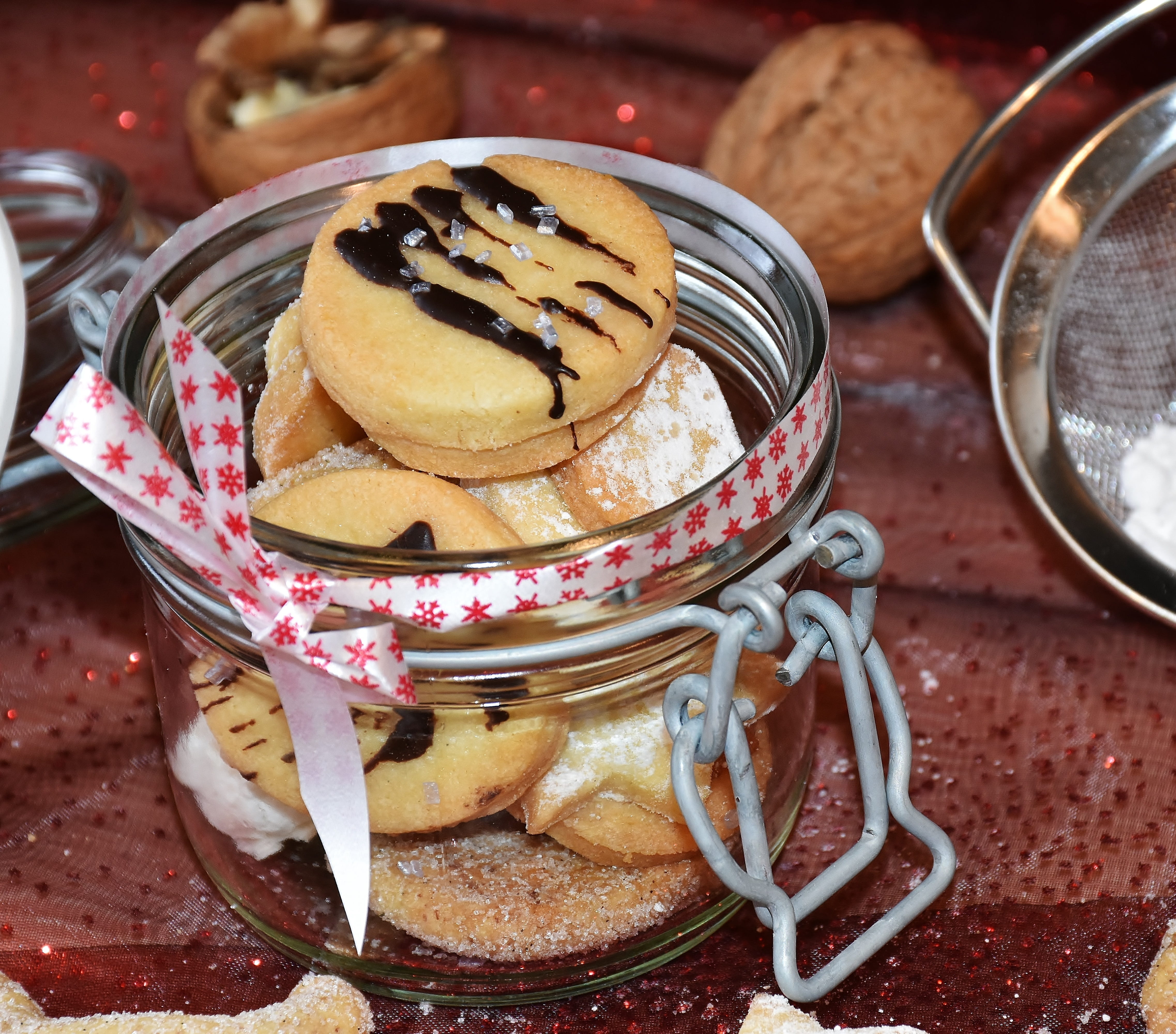 bake, focus on foreground, jar, pastries, ready-to-eat, no people, crescents, fine pastry, plate, dough, indulgence, food, dessert, cone shape, clear, cookie, HD Wallpaper