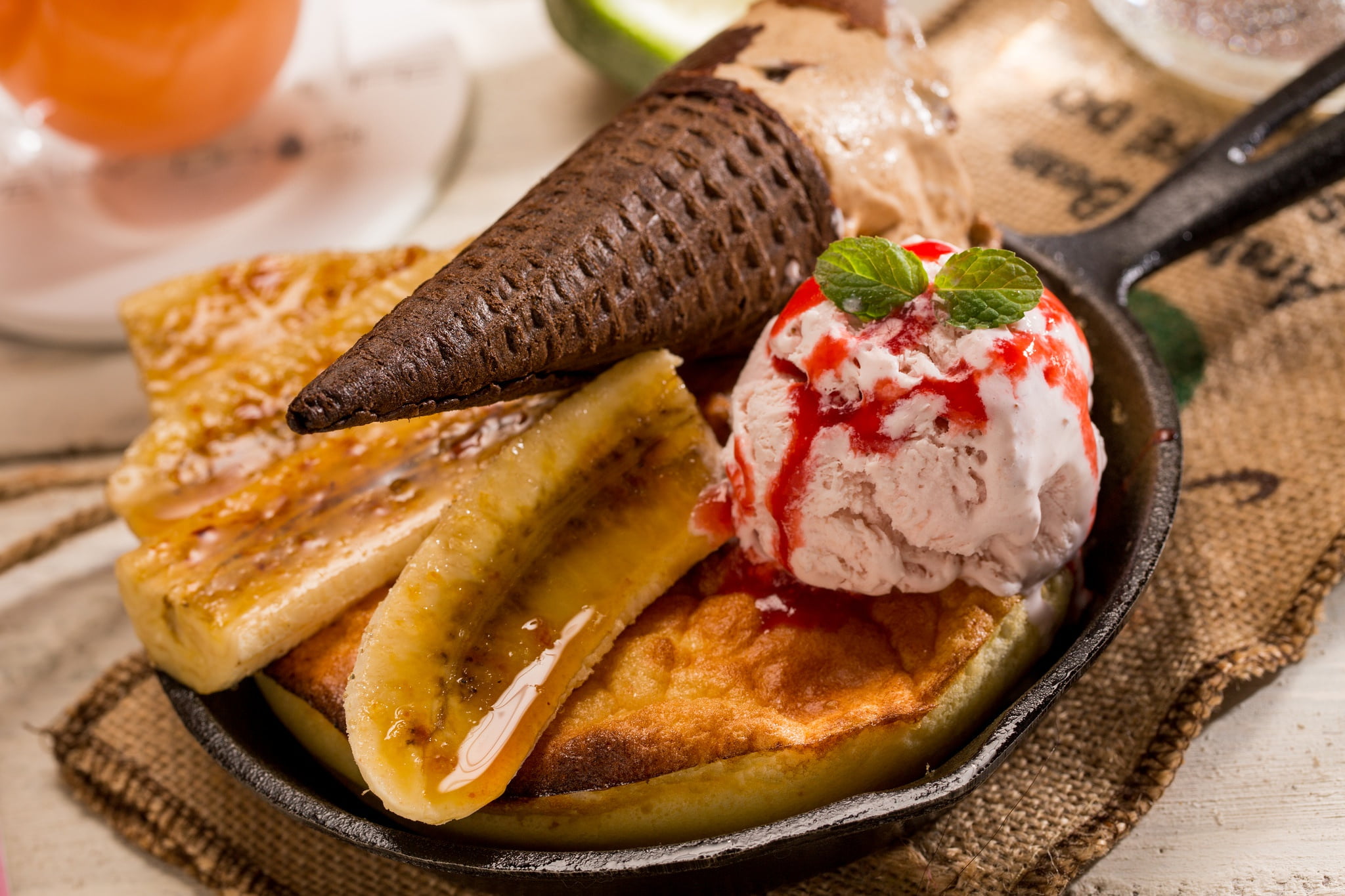 ice cream, sugar cone, banana, dessert, 1080P, HD Wallpaper