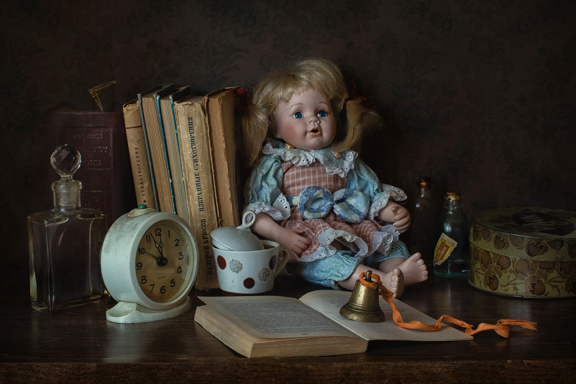style, bell, bubbles, books, alarm clock, bottle, watch, 1080P, doll, HD Wallpaper