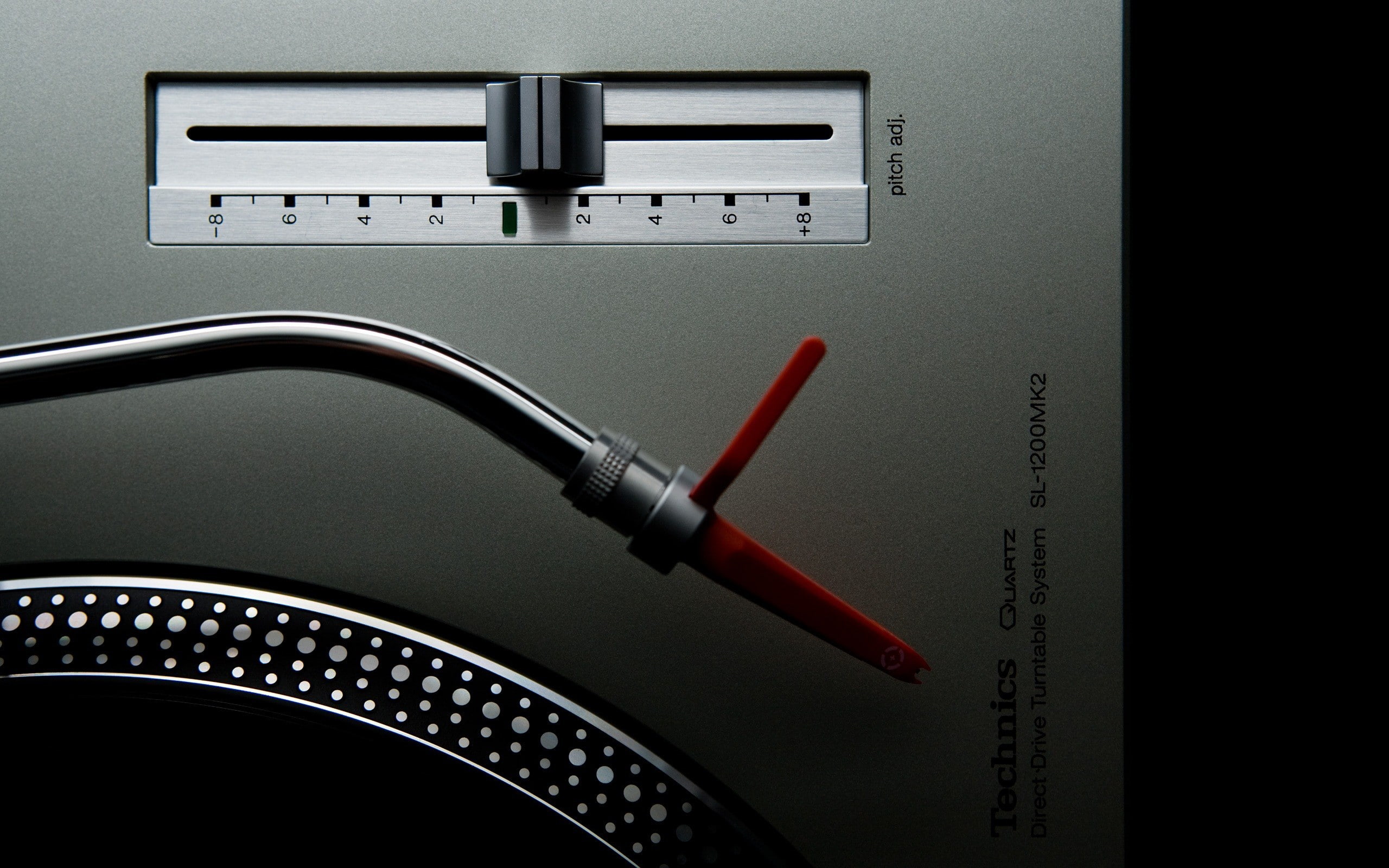 metal, communication, gray, studio shot, 2K, number, indoors, technology, no people, internet, business, vinyl, computer equipment, audio equipment, close-up, HD Wallpaper