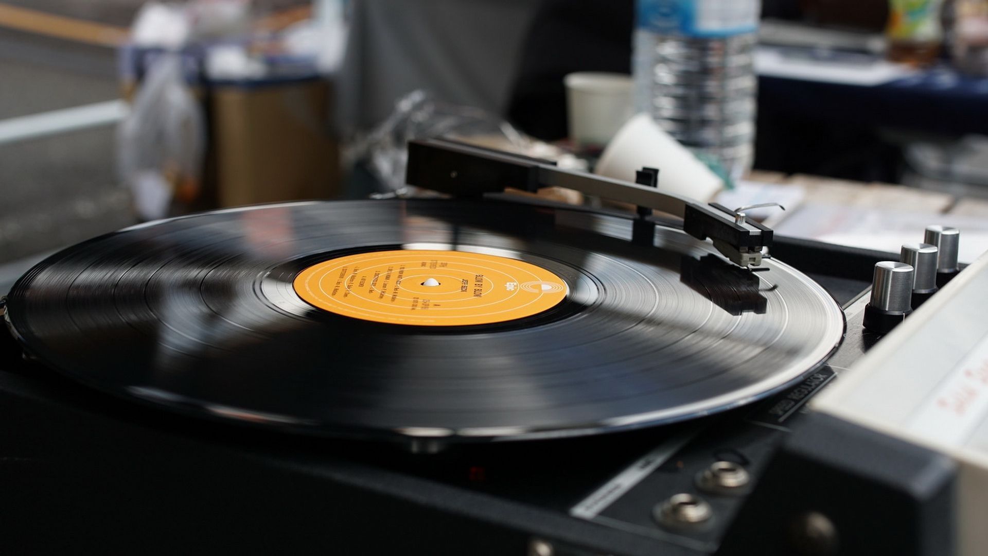 equipment, Technology, close-up, motion, audio equipment, record player needle, obsolete, retro styled, nightlife, blury, vynil, turntable, music, selective focus, HD Wallpaper