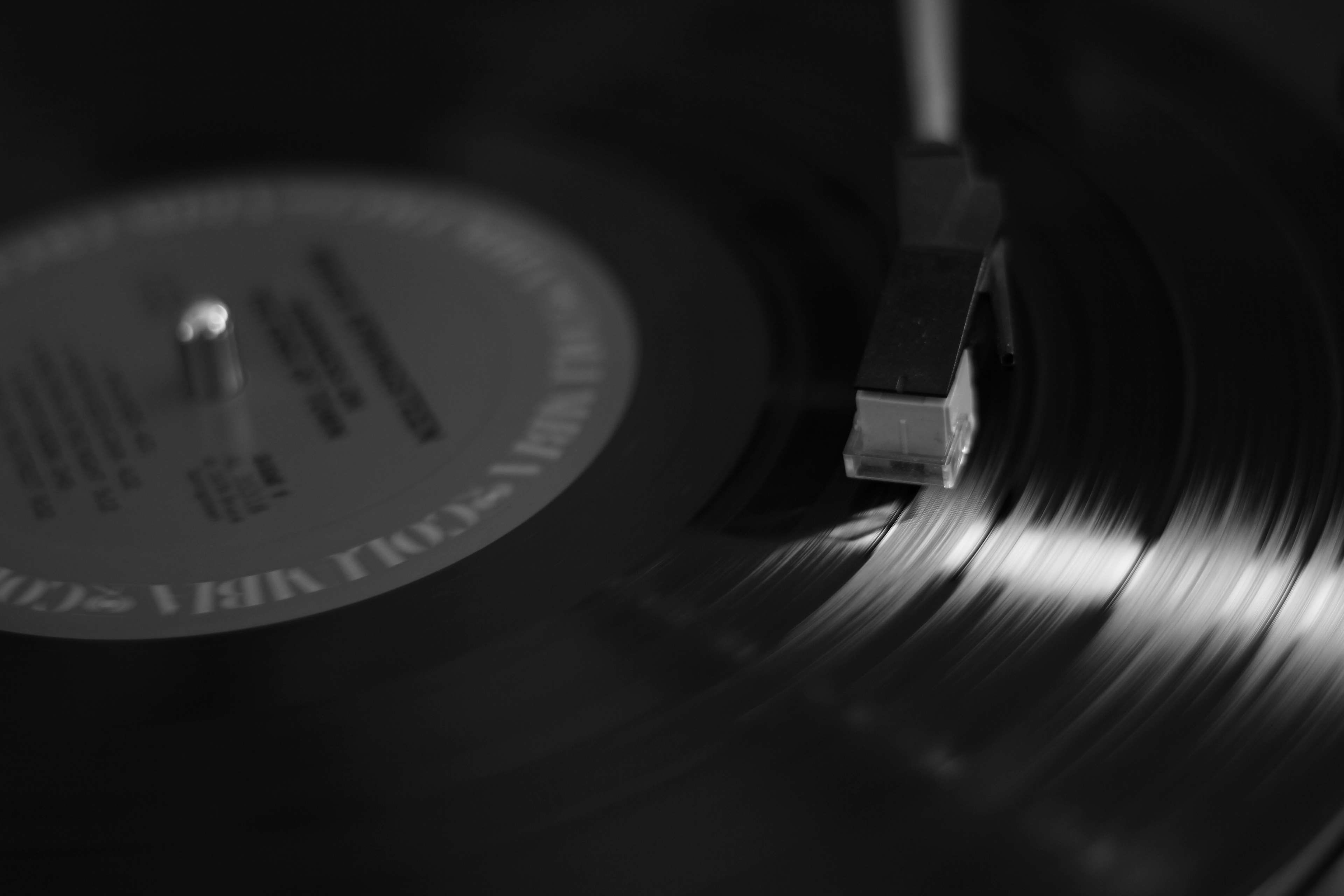 music, studio shot, indoors, musical instrument, close-up, spinning, nostalgia, retro styled, arts culture and entertainment, record player needle, 4K, HD Wallpaper