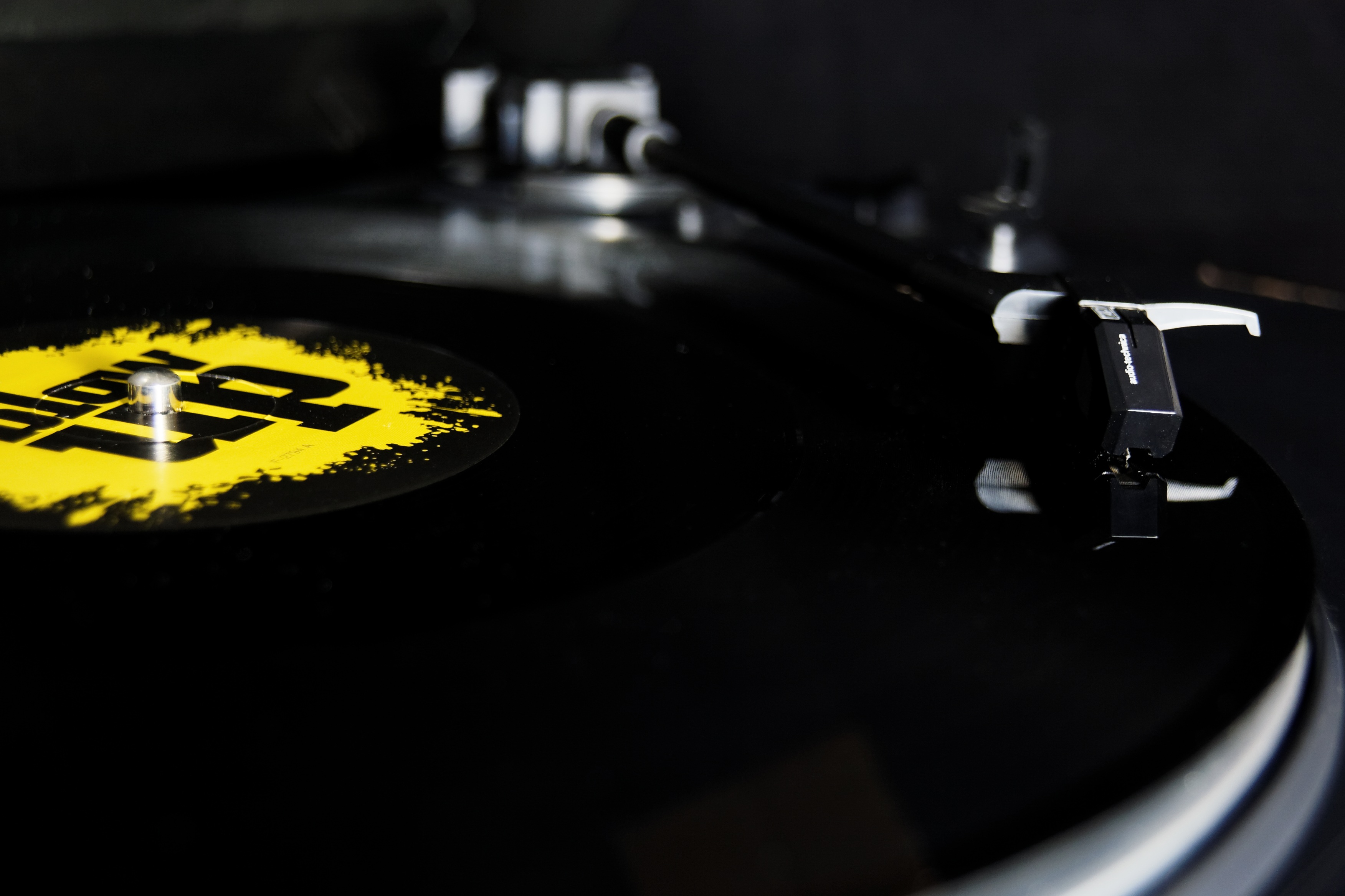 record, musical instrument, technology, customer, equipment, pickup, retro styled, needle, record player needle, close-up, dj, untitled, 2K, gramophone, HD Wallpaper