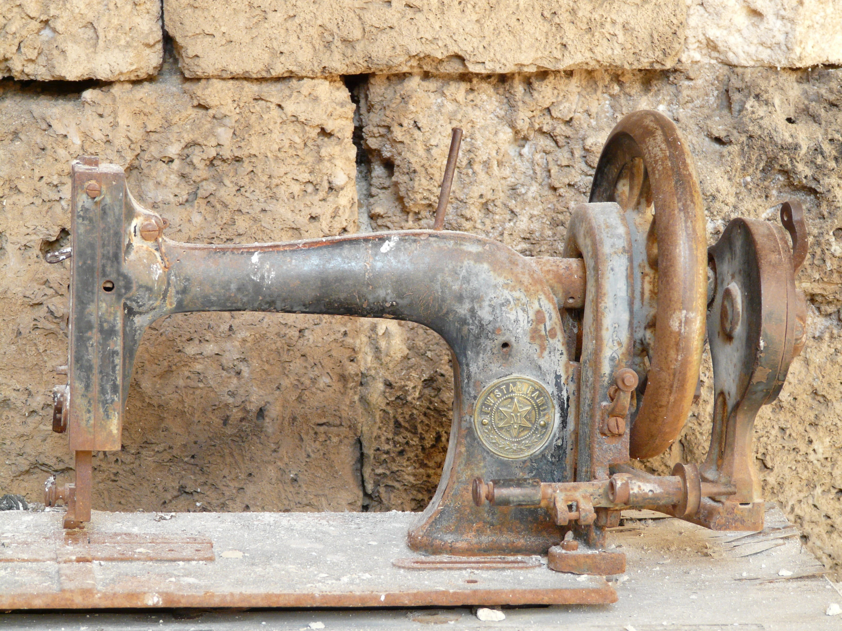 sewing, craft, built structure, wood, rusty, obsolete, water, day, water pipe, close-up, deterioration, machine, oil industry, weathered, equipment, treadle, HD Wallpaper