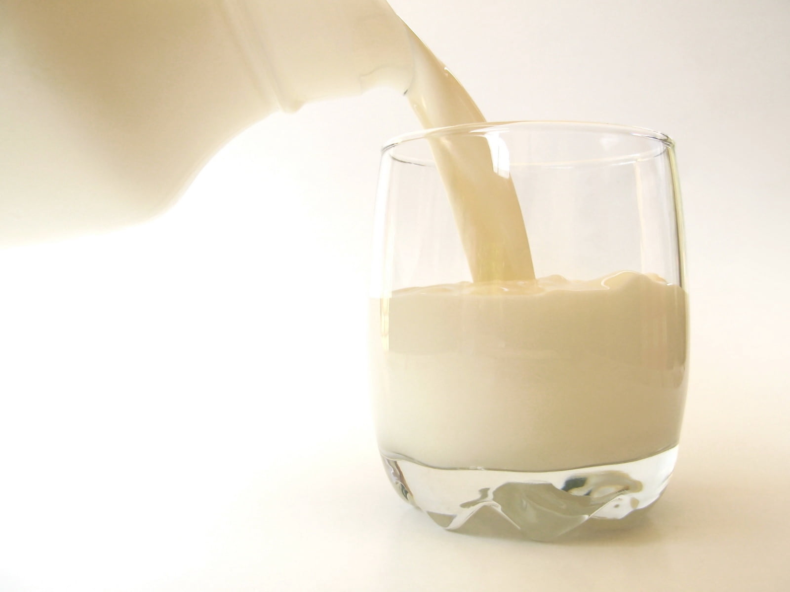milk jug, breakfast, refreshment, dessert, milkshake, healthy Eating, glass, close-up, drink, dieting, glass - Material, food, milk, healthy Lifestyle, HD Wallpaper
