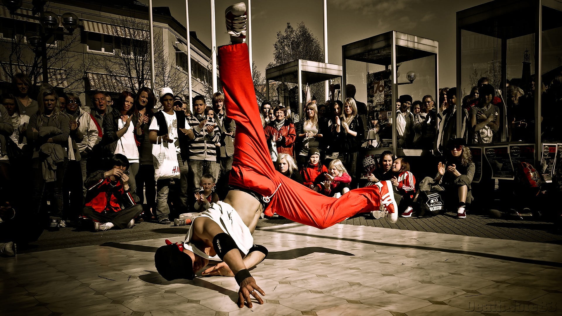 full length, s, architecture, spectator, dancing, performance, large group of people, breakdance, women, sport, arts culture and entertainment, lifestyles, HD Wallpaper