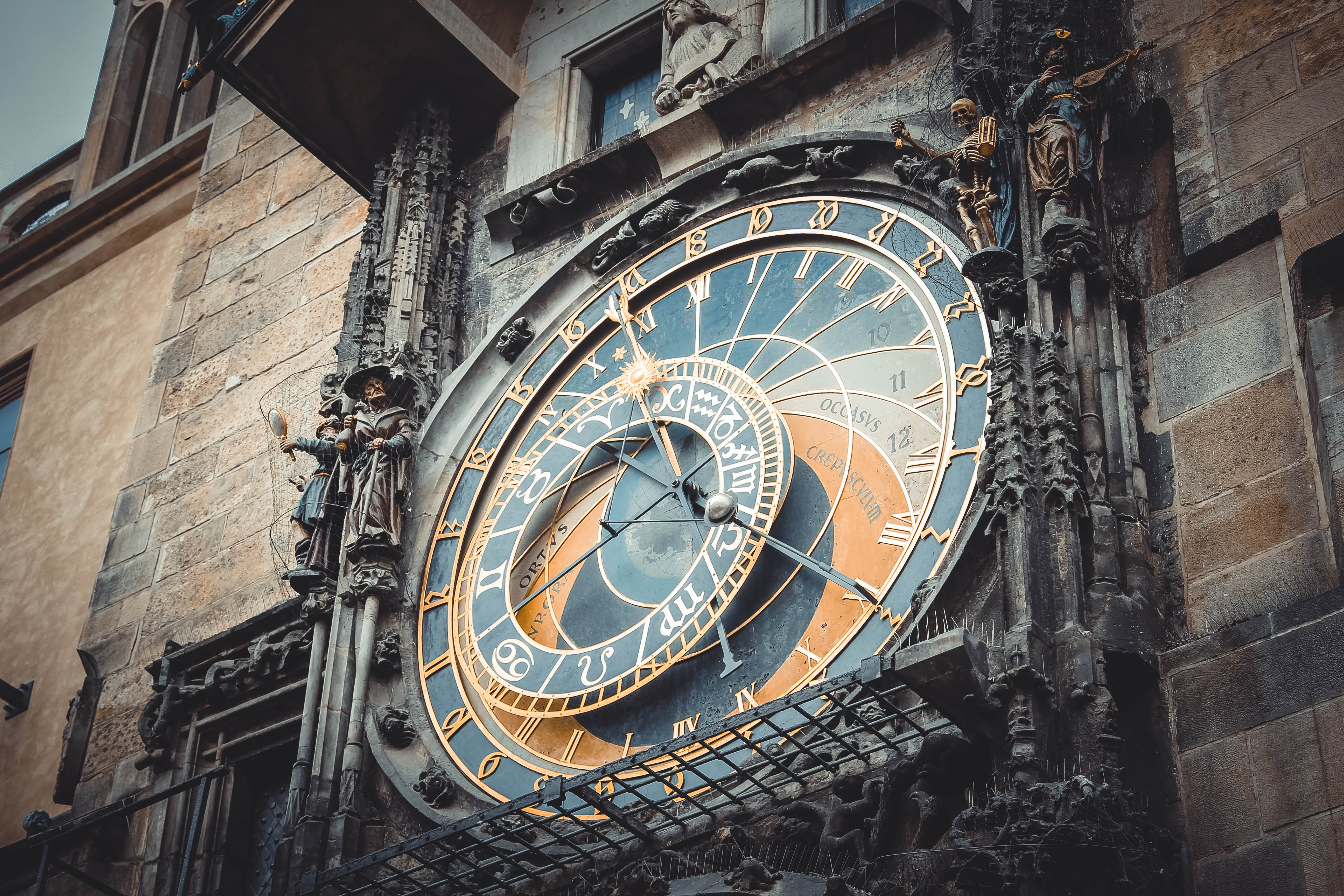 old, no people, clock face, astronomical Clock, roman numeral, concrete, clock, architecture, daytime, arrows, astronomy, czech Republic, black, ornate, HD Wallpaper