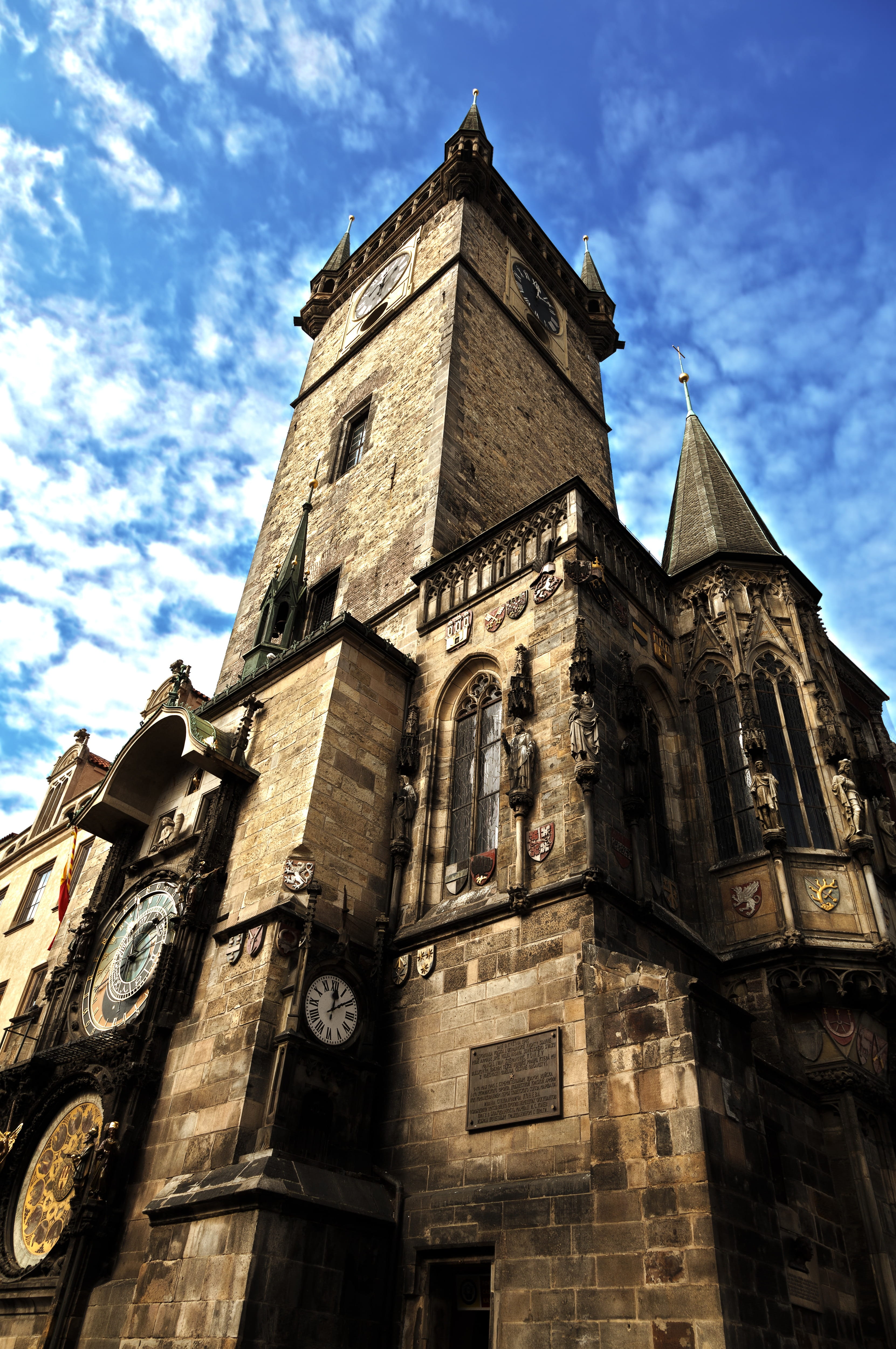 cloud - sky, clock, czech, landmark, town, day, Architecture, city, medieval, europe, Clock, prague, gothic, cathedral, republic, low angle view, building, Phone HD Wallpaper