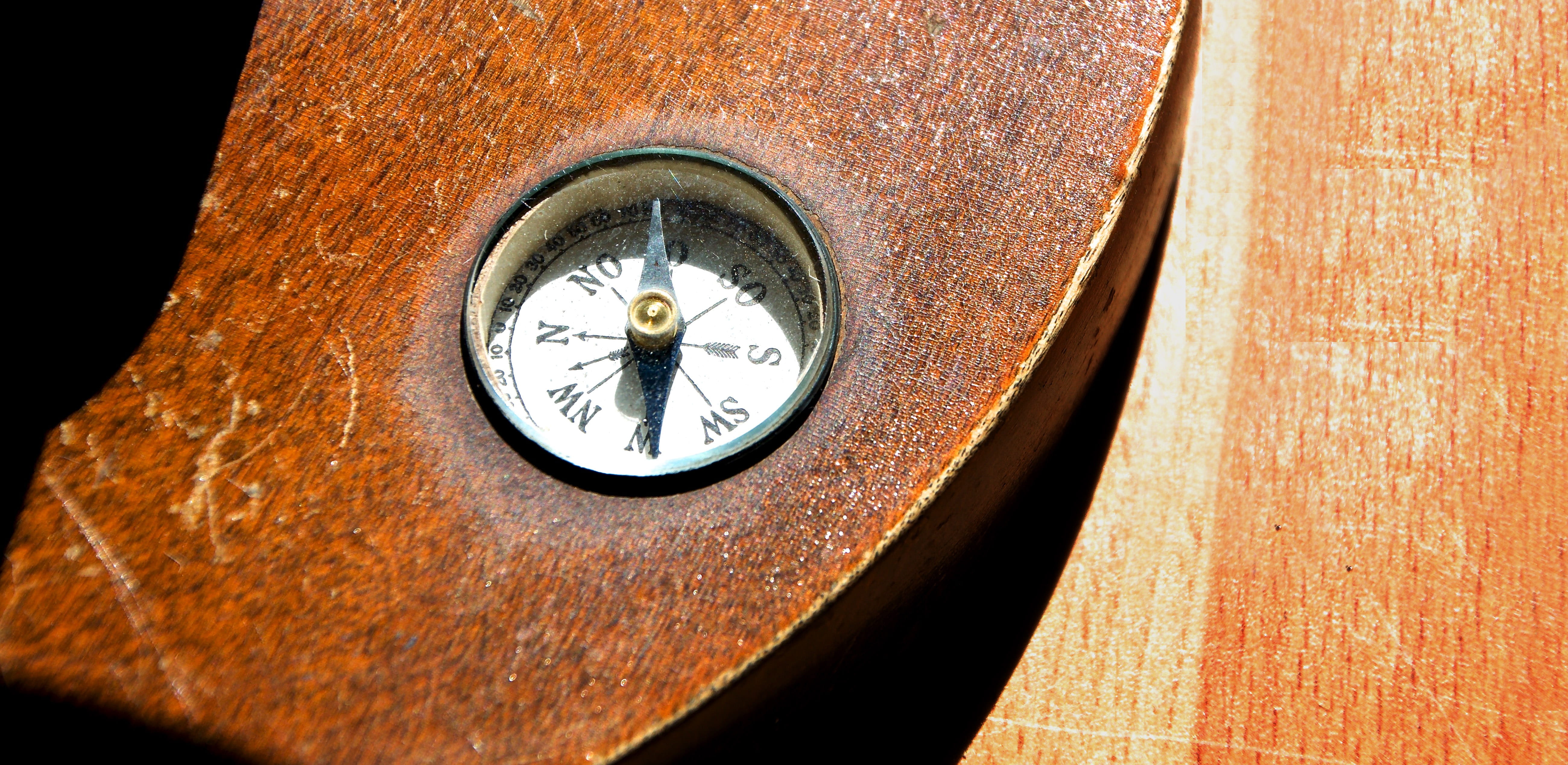 metal, mode of transportation, day, antique, brown, rustic, nautical vessel, single Object, objects/Equipment, old, direction, nostalgia, Magnetic, high angle view, HD Wallpaper