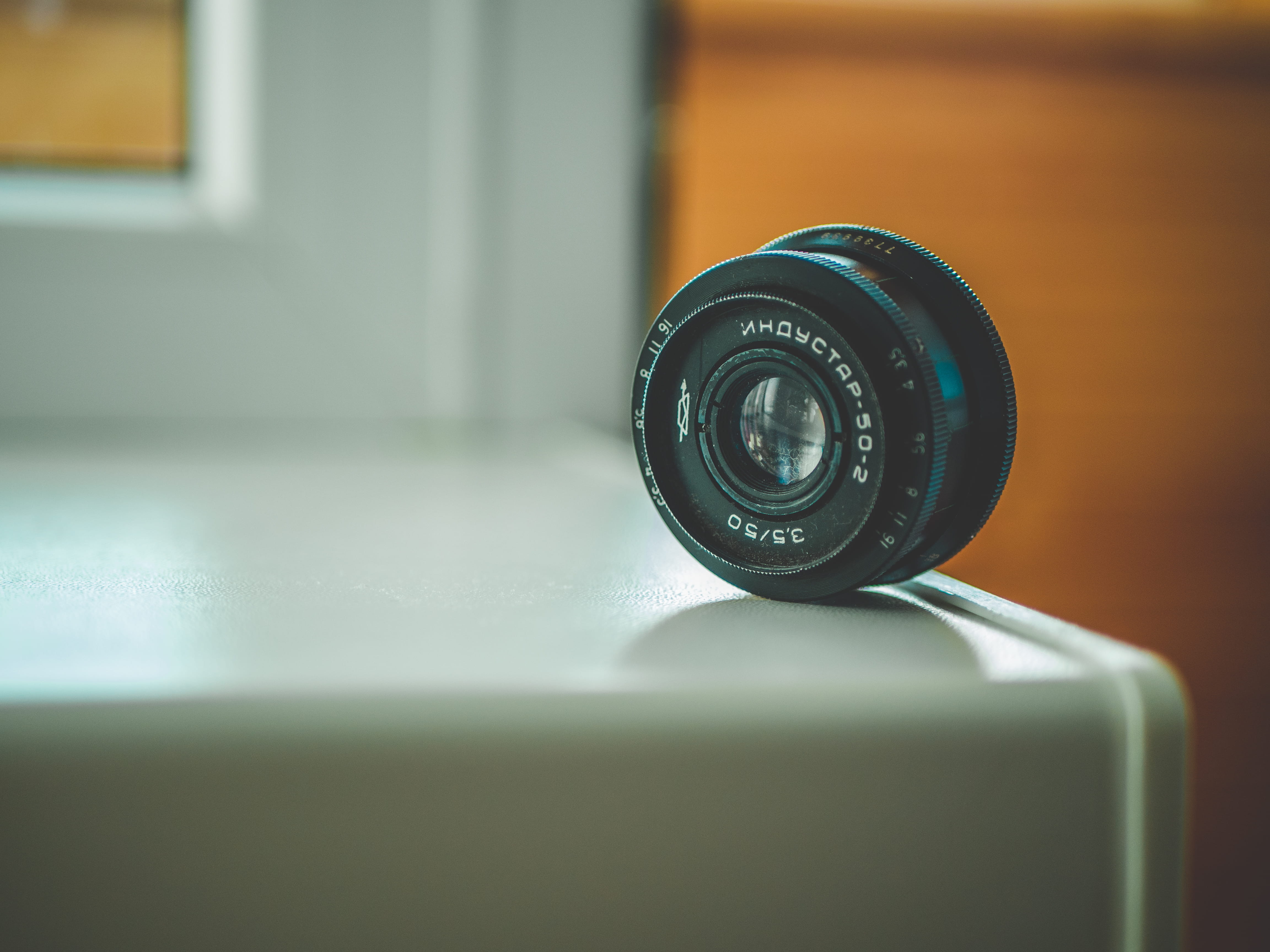 camera lens, business, black, wheel, circle, telephoto, table, equipment, no people, geometric shape, single object, desk, zoom, blur, electronics, day, HD Wallpaper