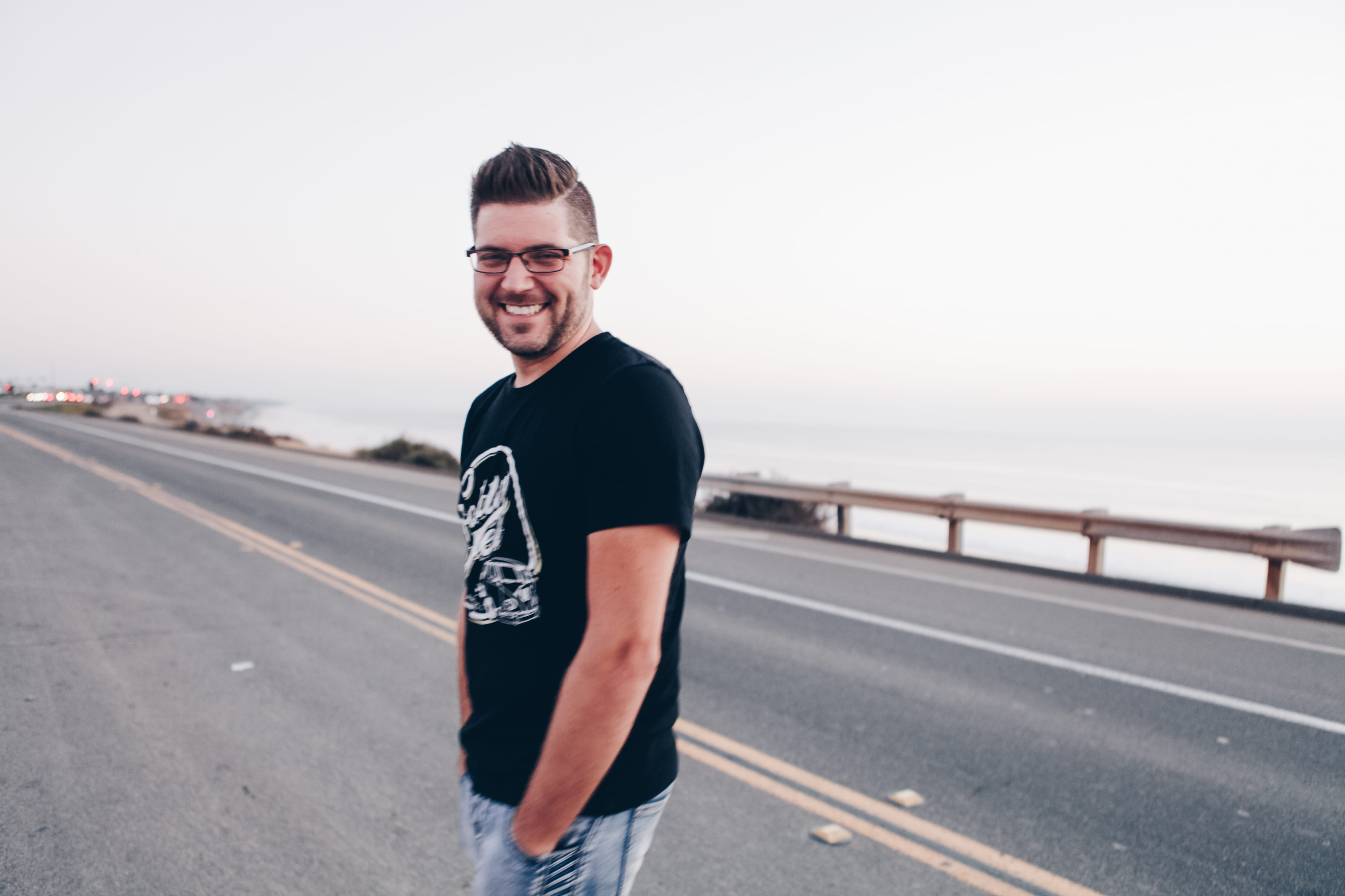 wanderlust, young adult, 4K, street photography, looking at camera, guy on a beach, laughter, fashion, sky, transportation, travel, lifestyles, young men, HD Wallpaper