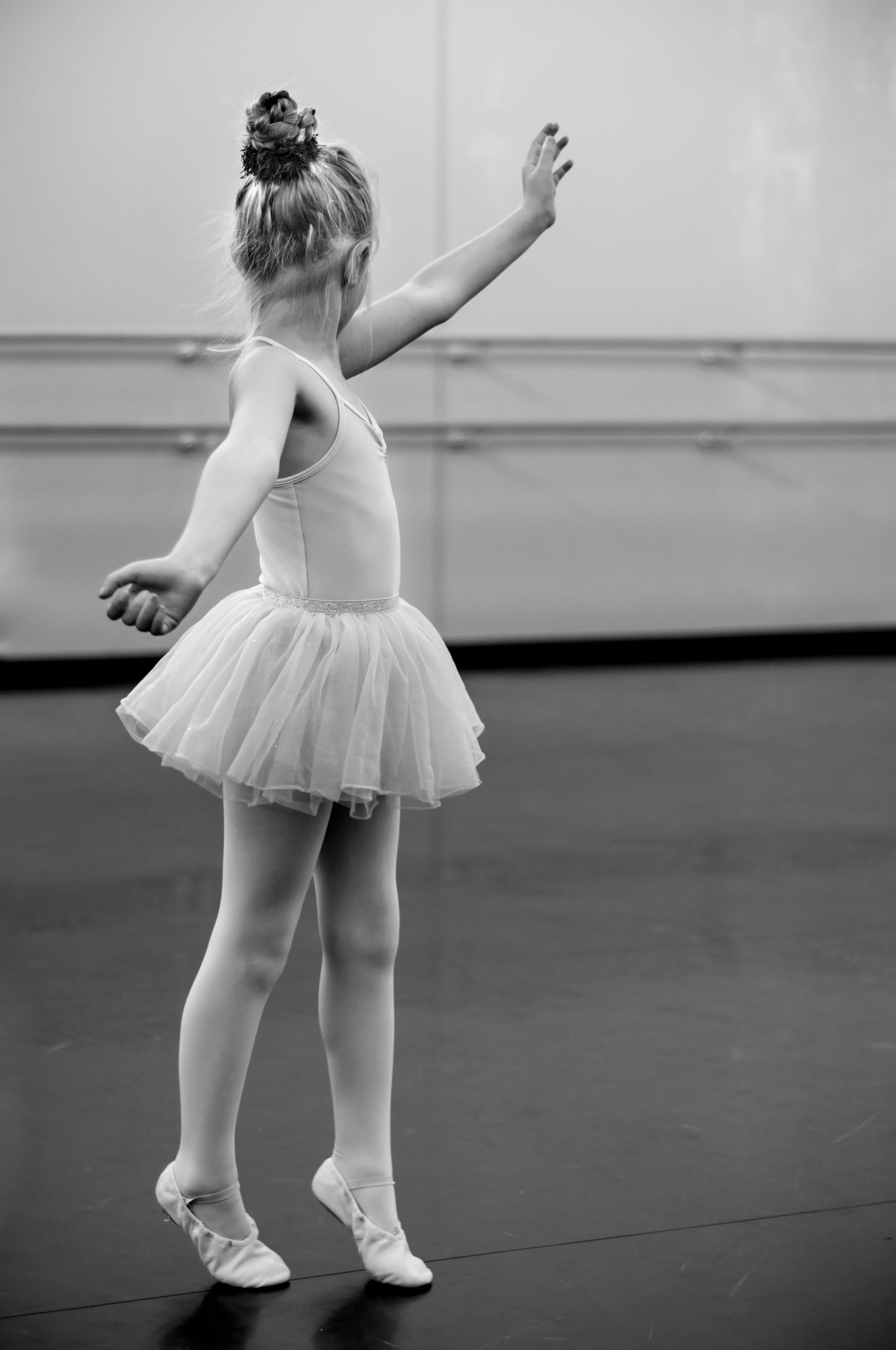 parent, photography, hobby, people, focus on foreground, tutu, dancing, daughter, ballet, women, young, grayscale, child, cute, arts culture and entertainment, Phone HD Wallpaper