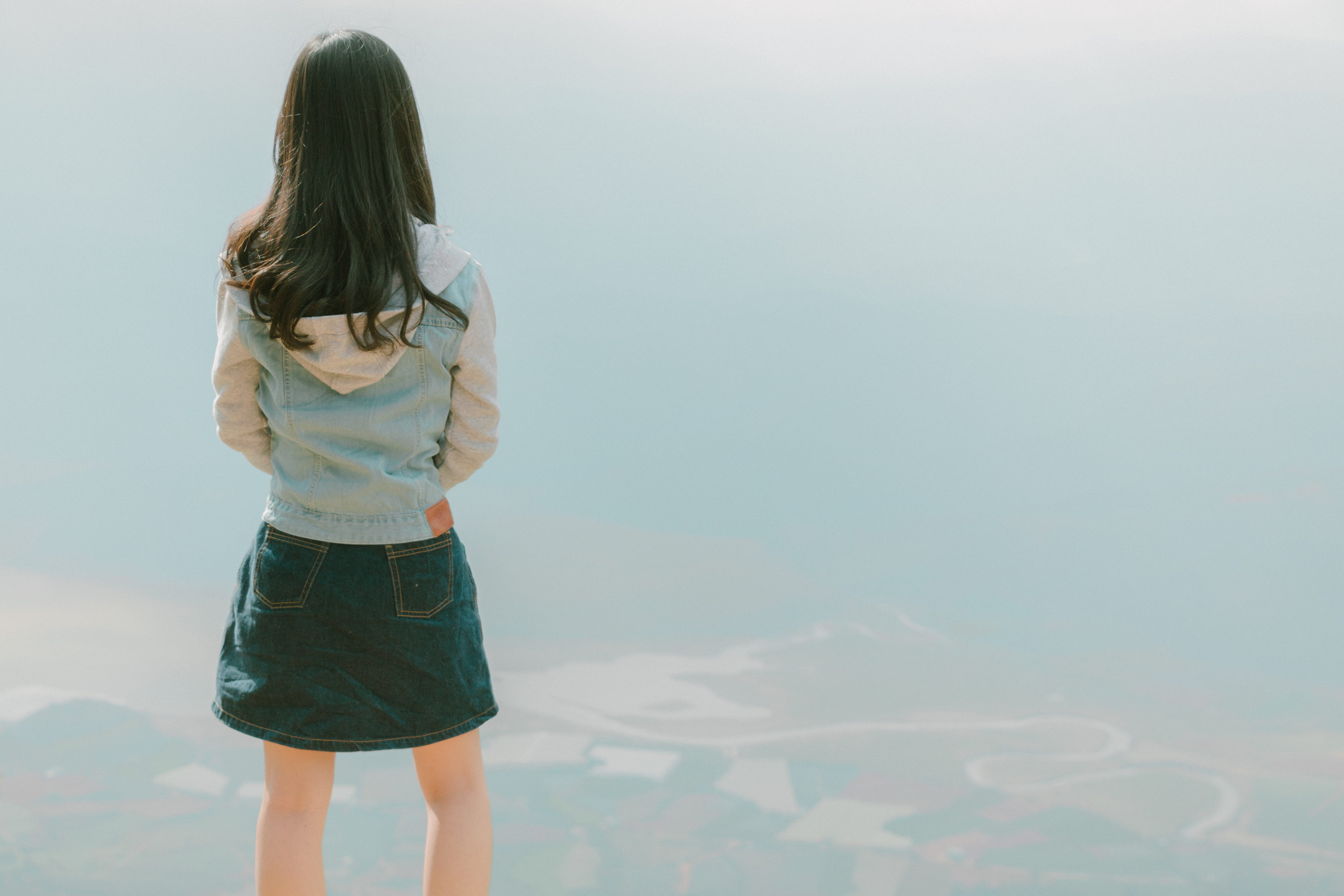 person, jacket, lifestyles, nature, child, real people, hair, female, casual clothing, sightseeing, rear view, care, back, back view, young women, leisure activity, HD Wallpaper