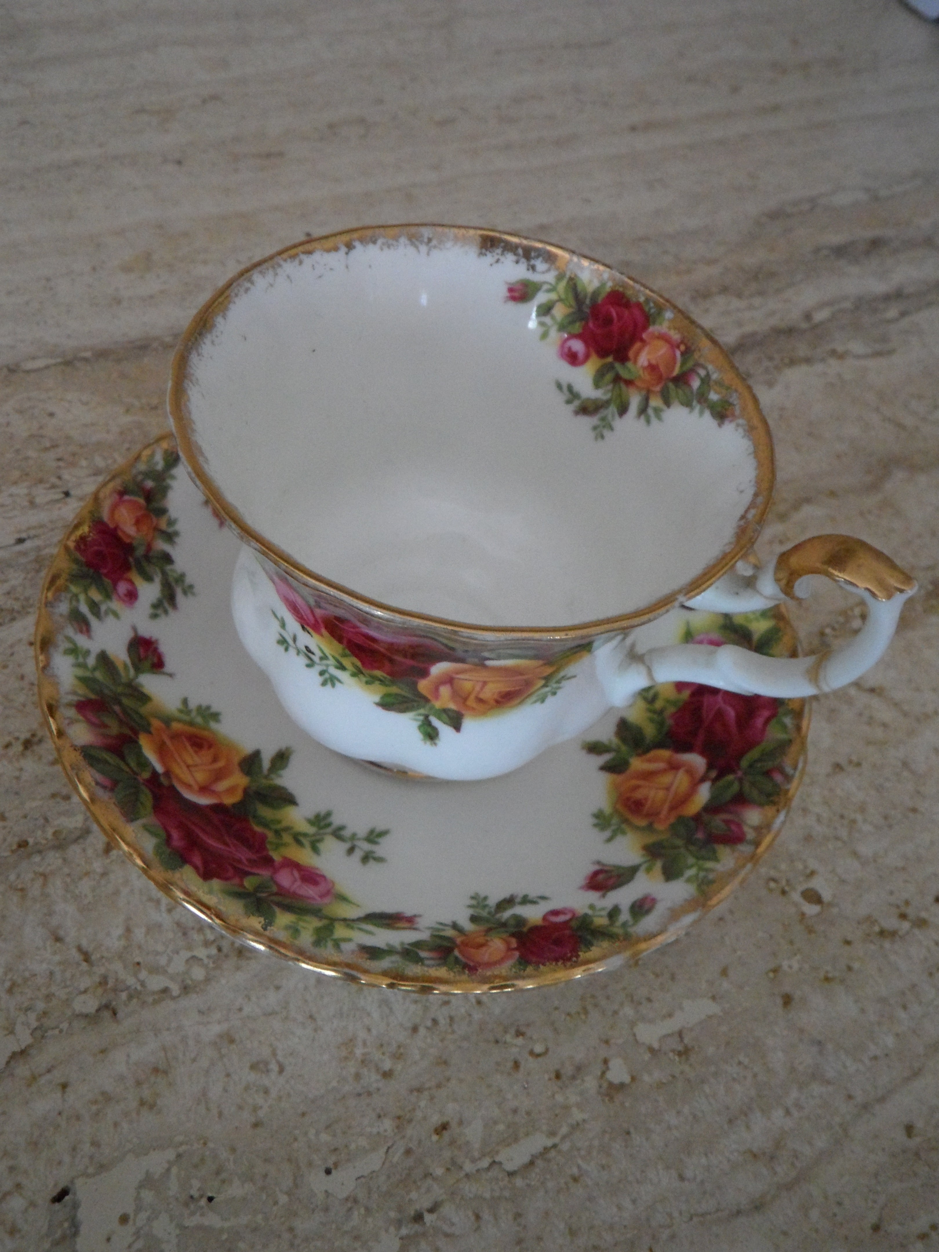 fine, decorated, mug, tea, verschnörkelt, floral, crockery, food and drink, old, indoors, close-up, tableware, tender, tea cup, high angle view, porcelain, Phone HD Wallpaper