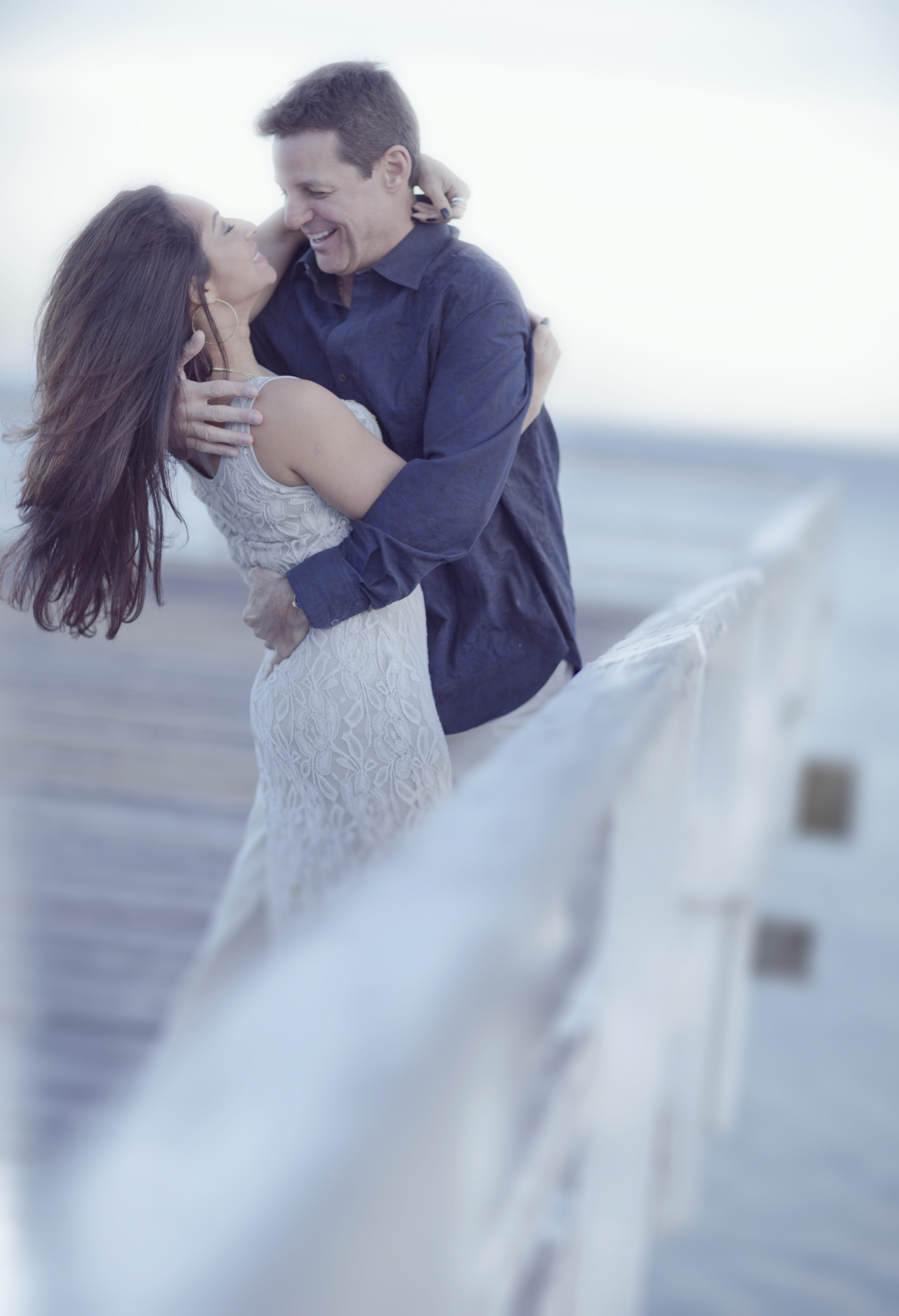 couple, outdoors, man in blue, wooden crate, three quarter length, happiness, young adult, women, woman, two people, water, young women, couple - relationship, Phone HD Wallpaper