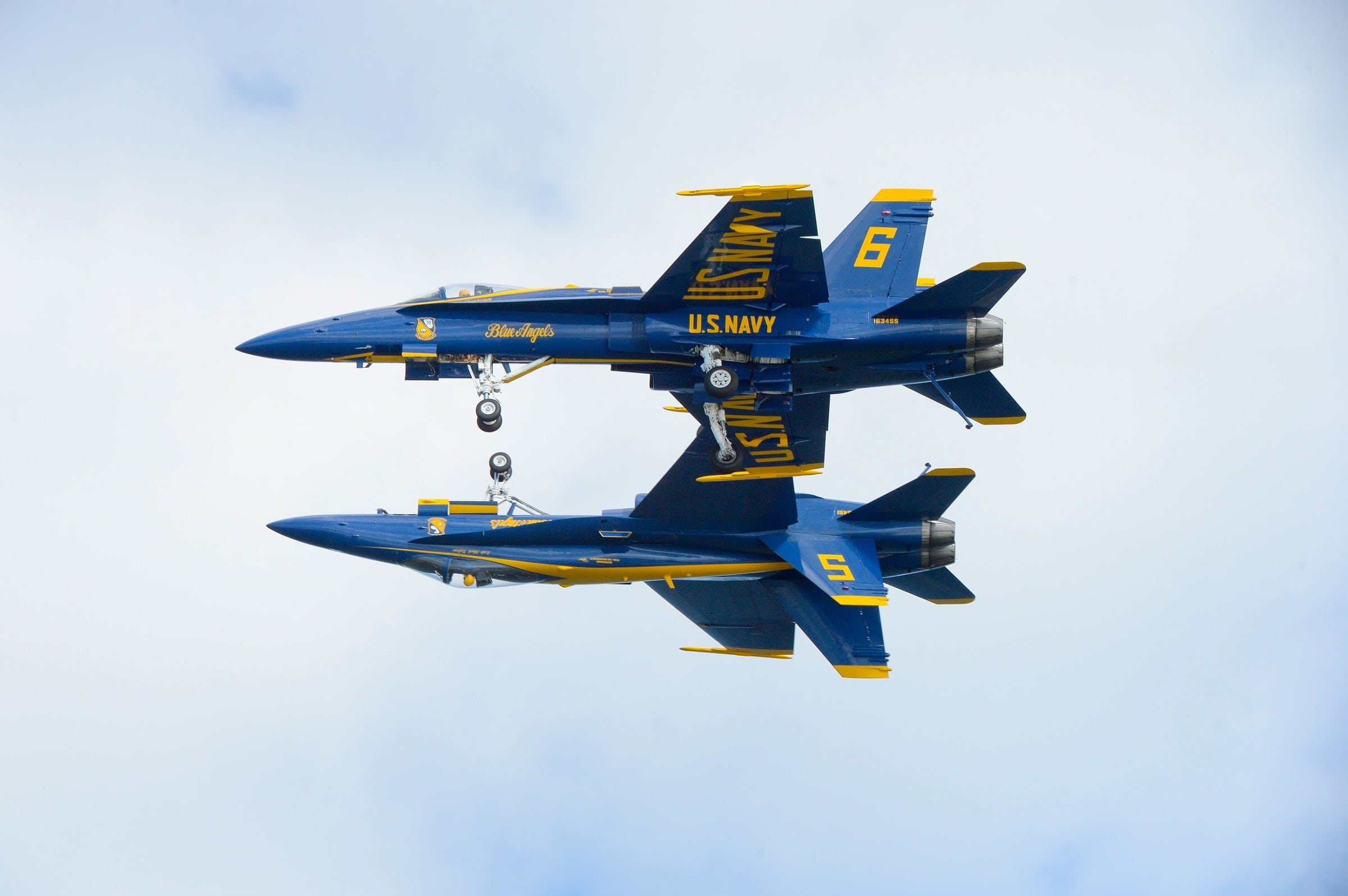 1080P, air force, mode of transportation, army, aerobatics, precision, no people, fighters, motion, air vehicle, group, blue, airplane, day, sky, government, HD Wallpaper