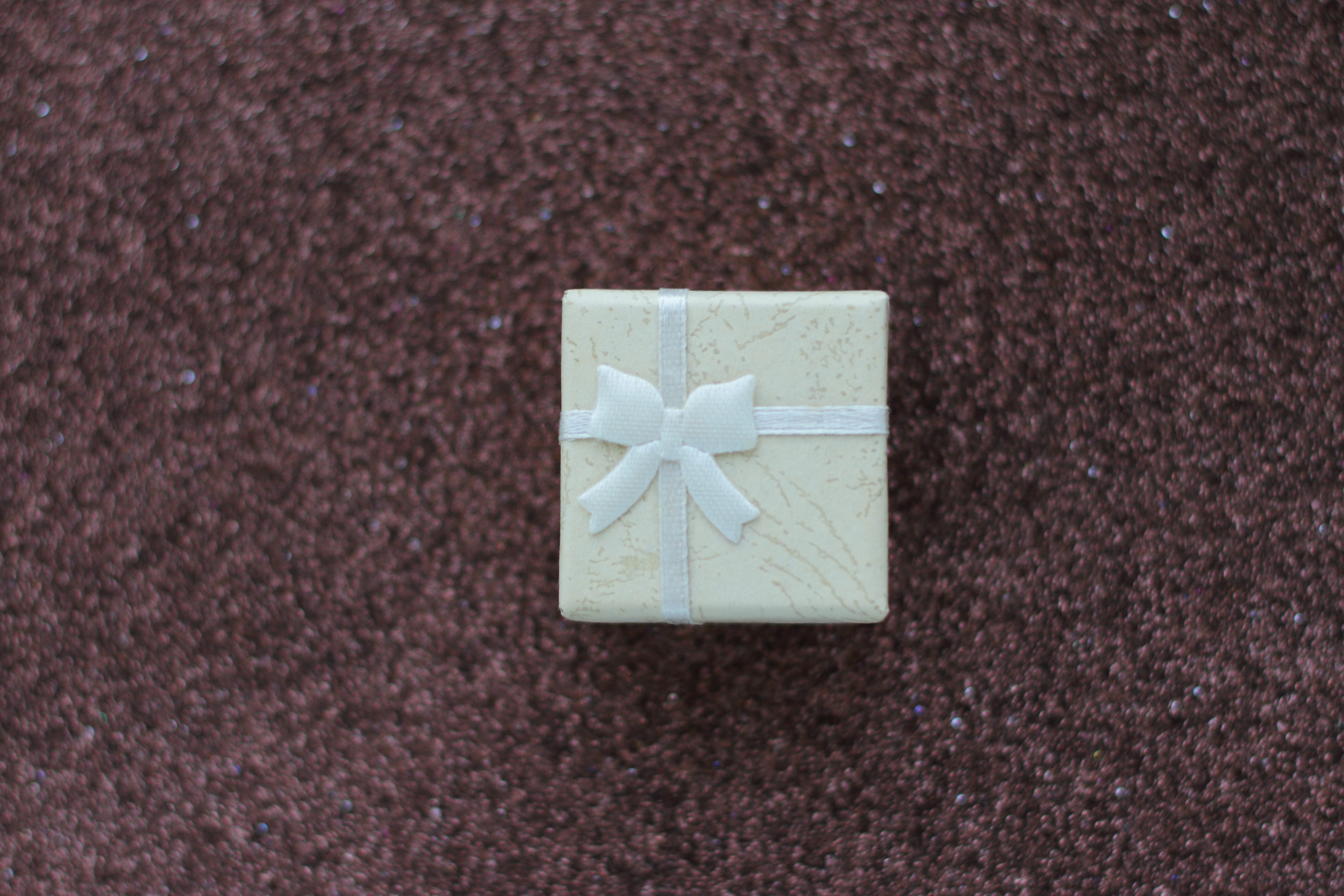 art and craft, present, paper, indoors, bow, creativity, positive emotion, no people, emotion, surprise, gift, celebration, close-up, box, greeting, birthday, HD Wallpaper