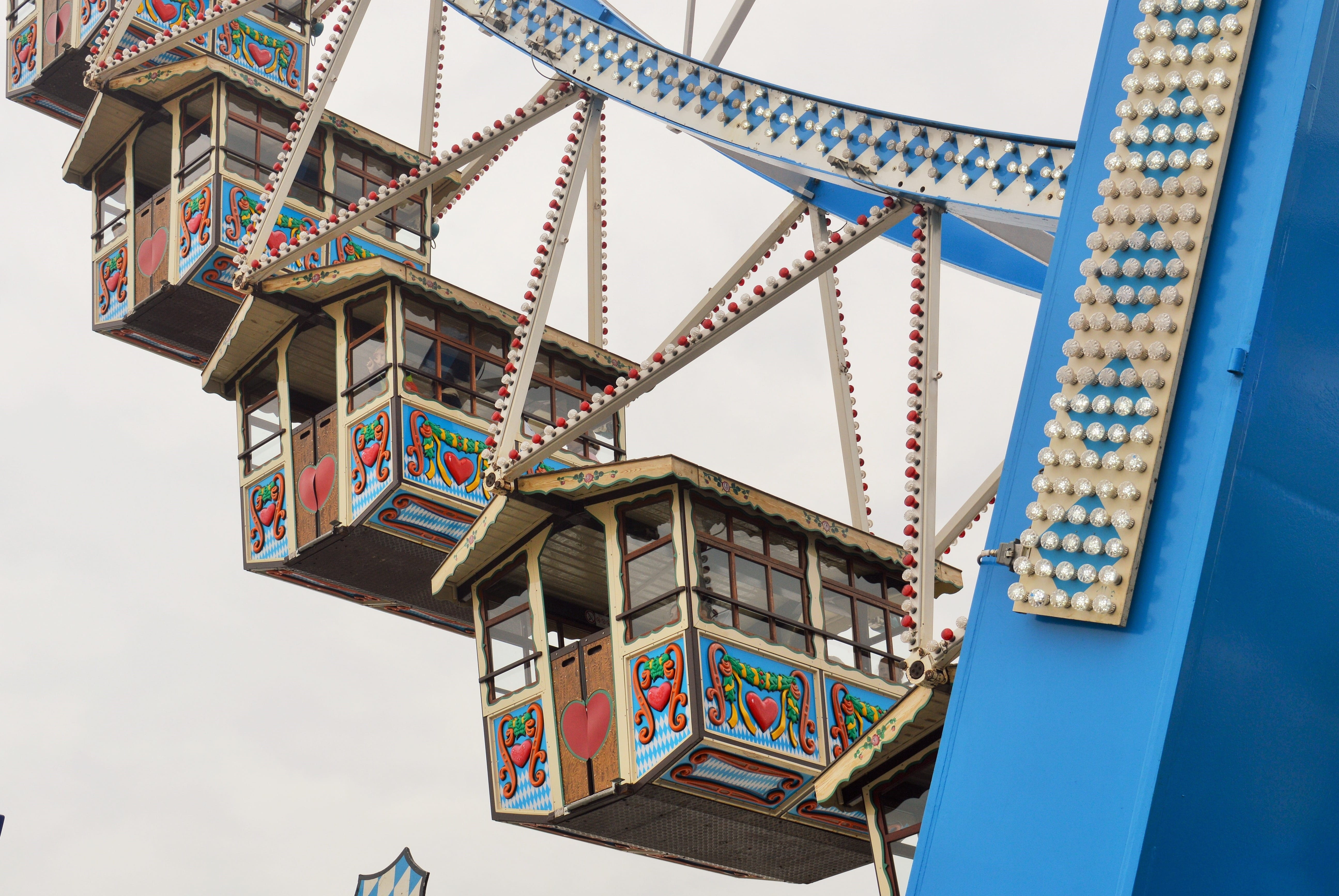 religion, no people, sky, amusement park, building, multi colored, Munich, architecture, nature, 5K, Bavaria, hanging, creativity, belief, built Structure, HD Wallpaper