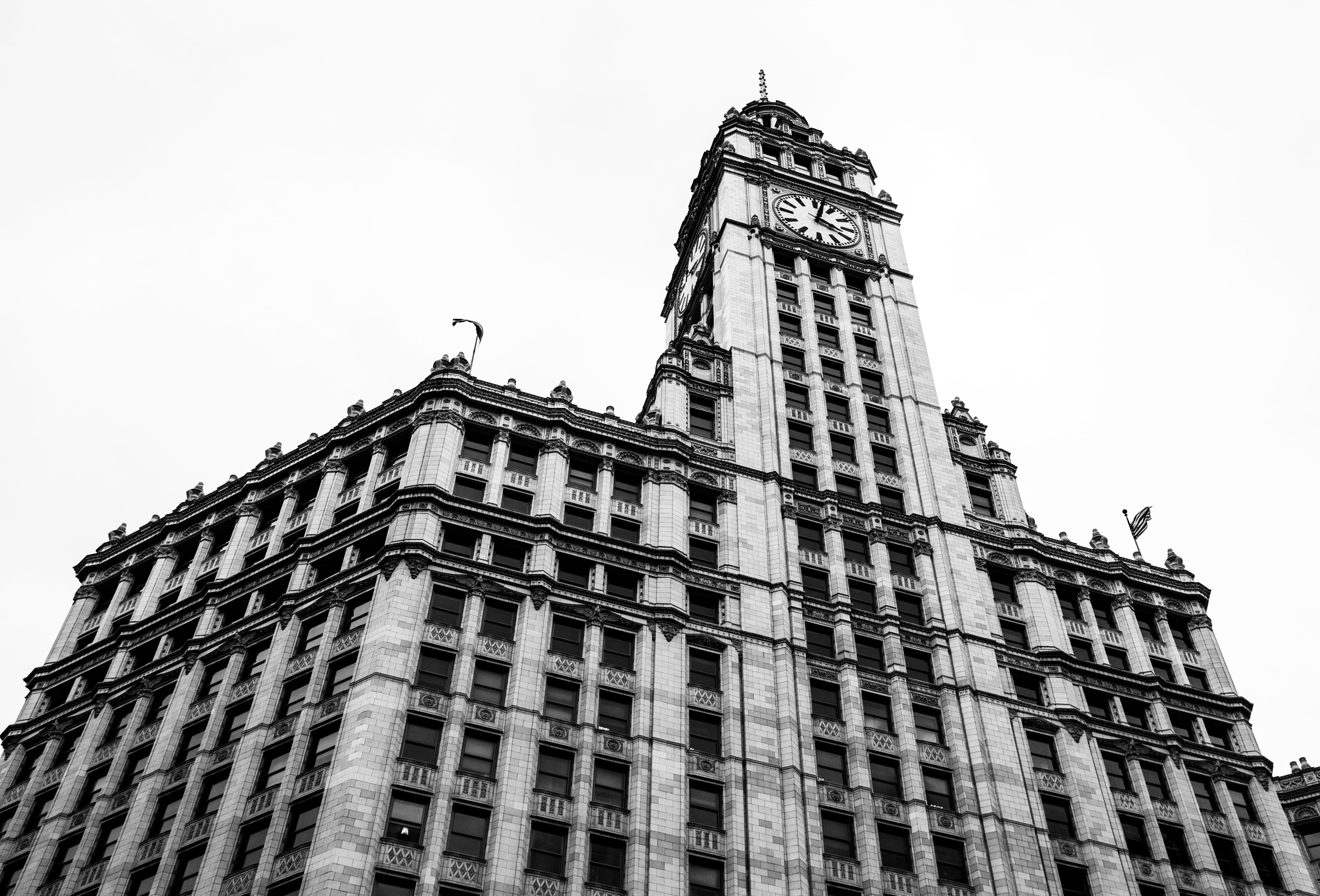 mag mile, outdoors, tribune, sky, history, black and white, building, clock, chicago, tower, bandw, architecture, tall - high, city, travel destinations, HD Wallpaper