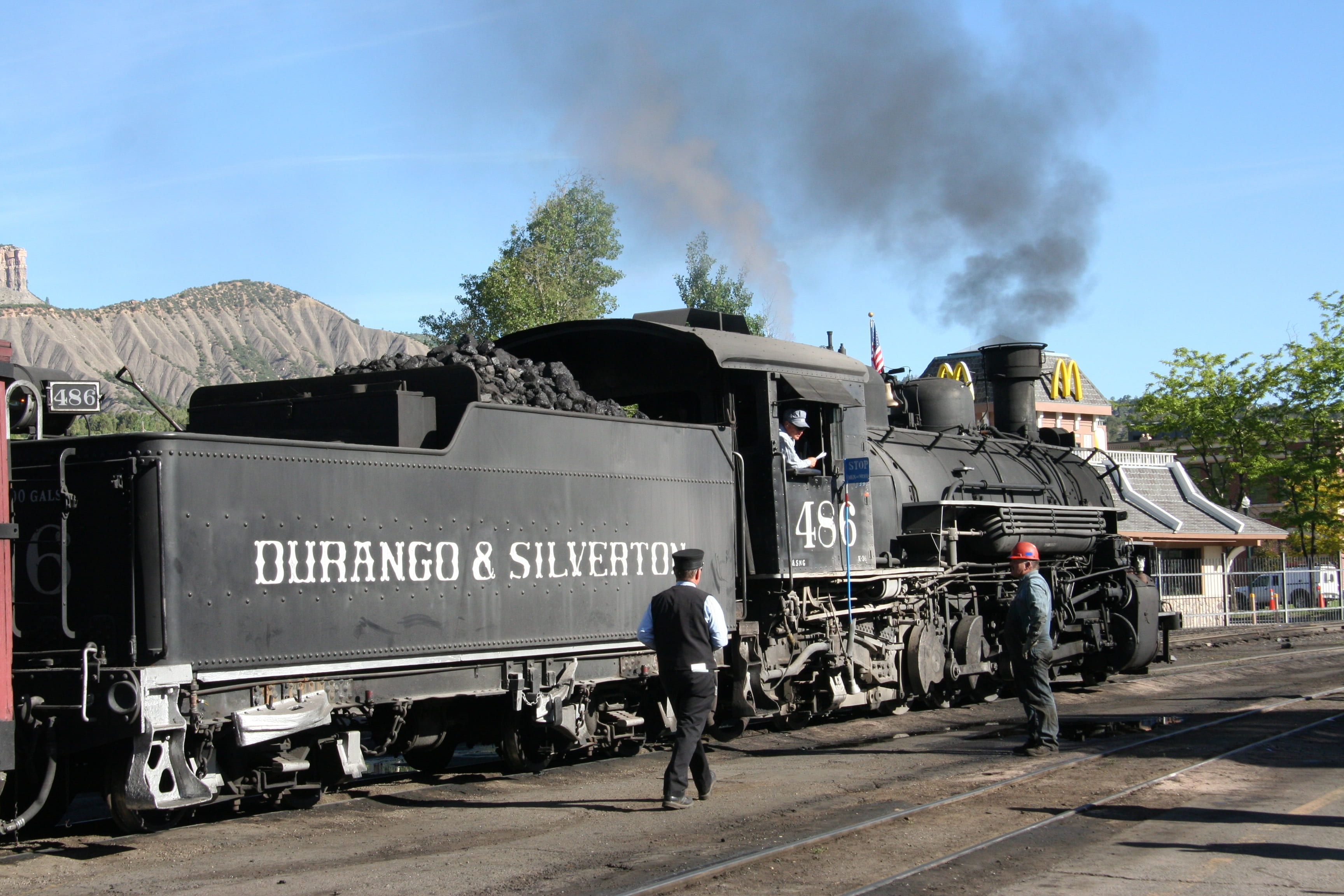 military, men, cloud - sky, transportation, rear view, locomotive, silverton, steam locomotive, 2K, outdoors, sky, day, land vehicle, train - vehicle, HD Wallpaper
