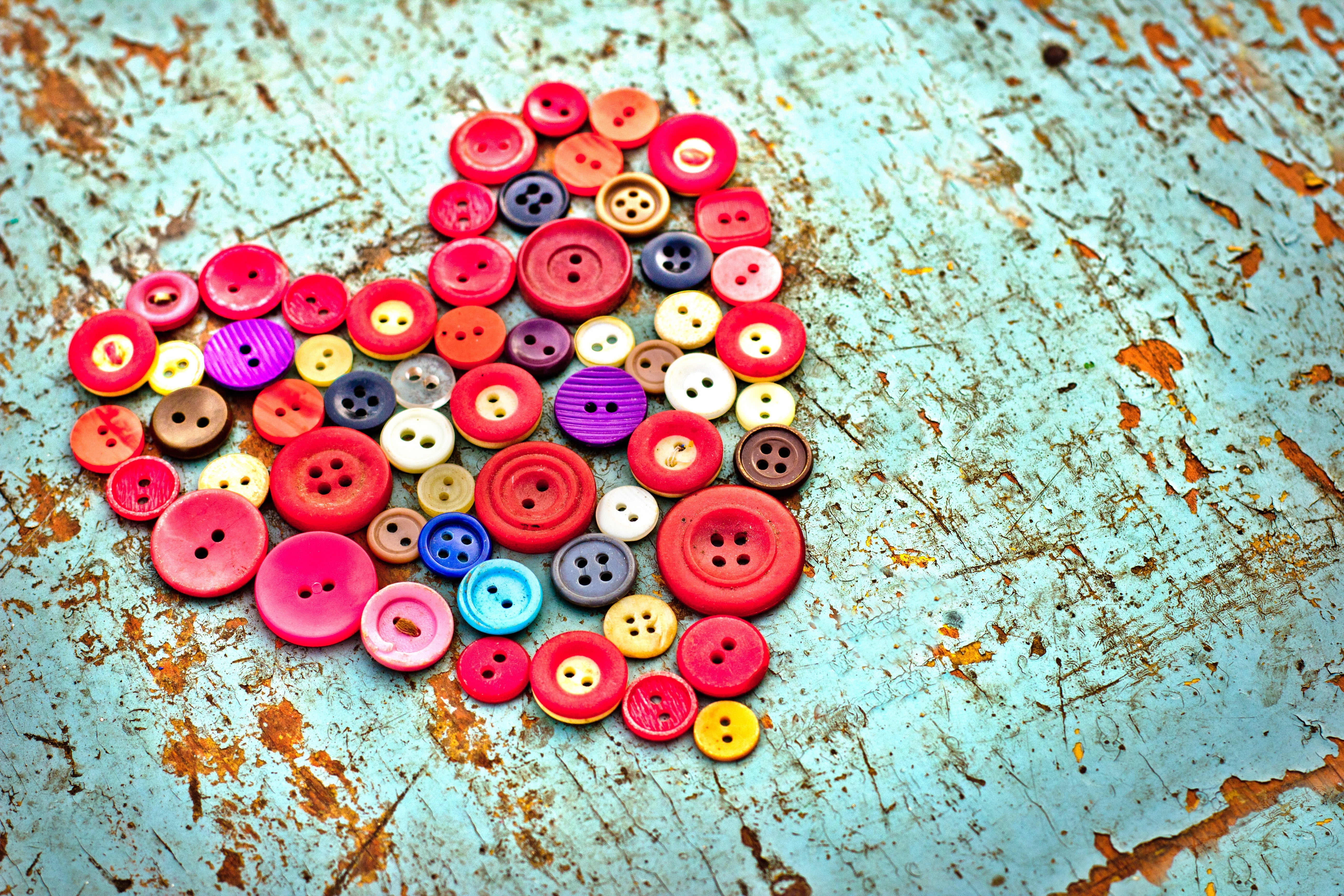 high angle view, table, symbol, pattern, sewing, heart, still life, old-fashioned, abstract, thread, art and craft, multi Colored, variation, group of Objects, HD Wallpaper