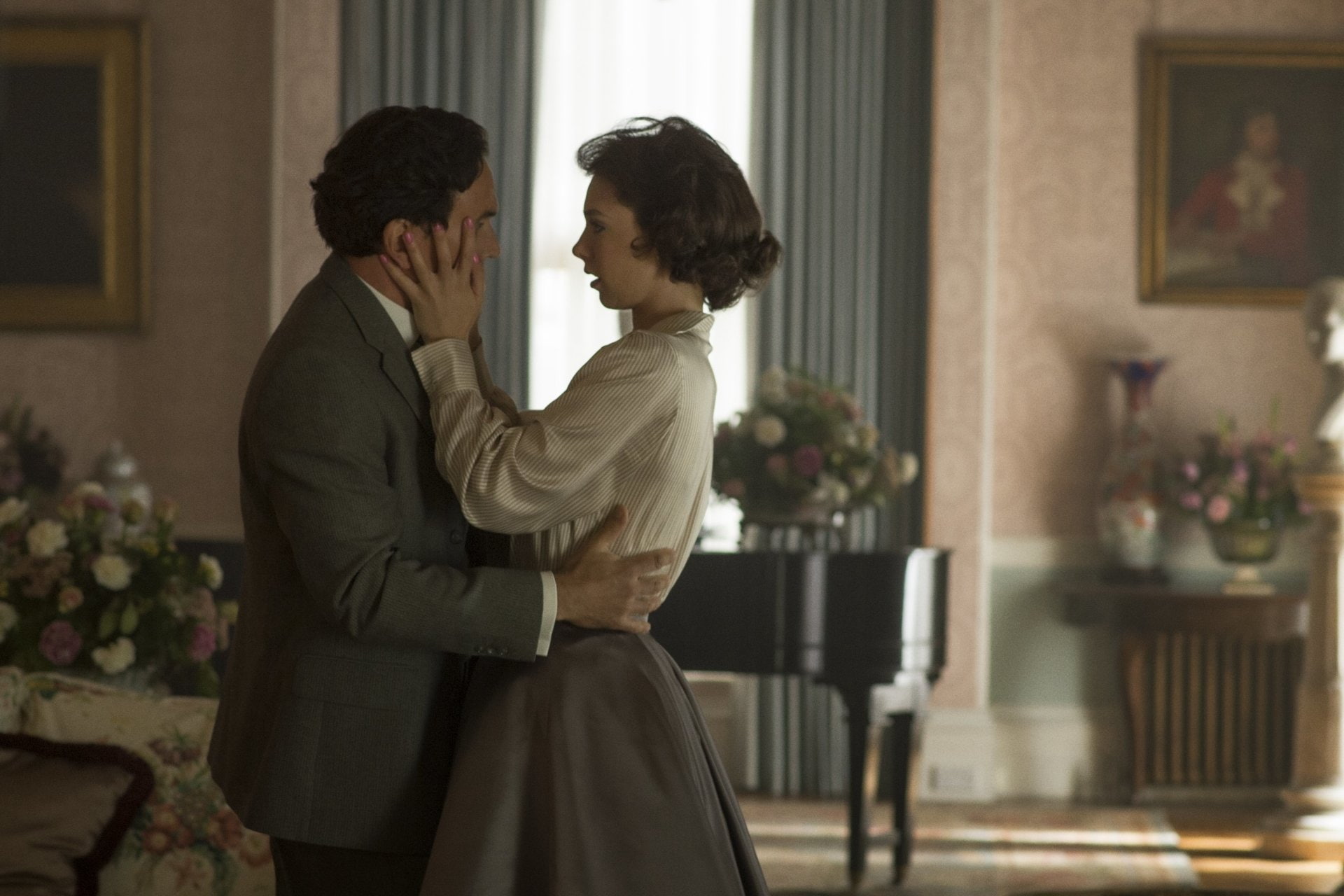 Ben Miles, Peter Townsend, TV Show, Princess Margaret, 1080P, Vanessa Kirby, The Crown, HD Wallpaper