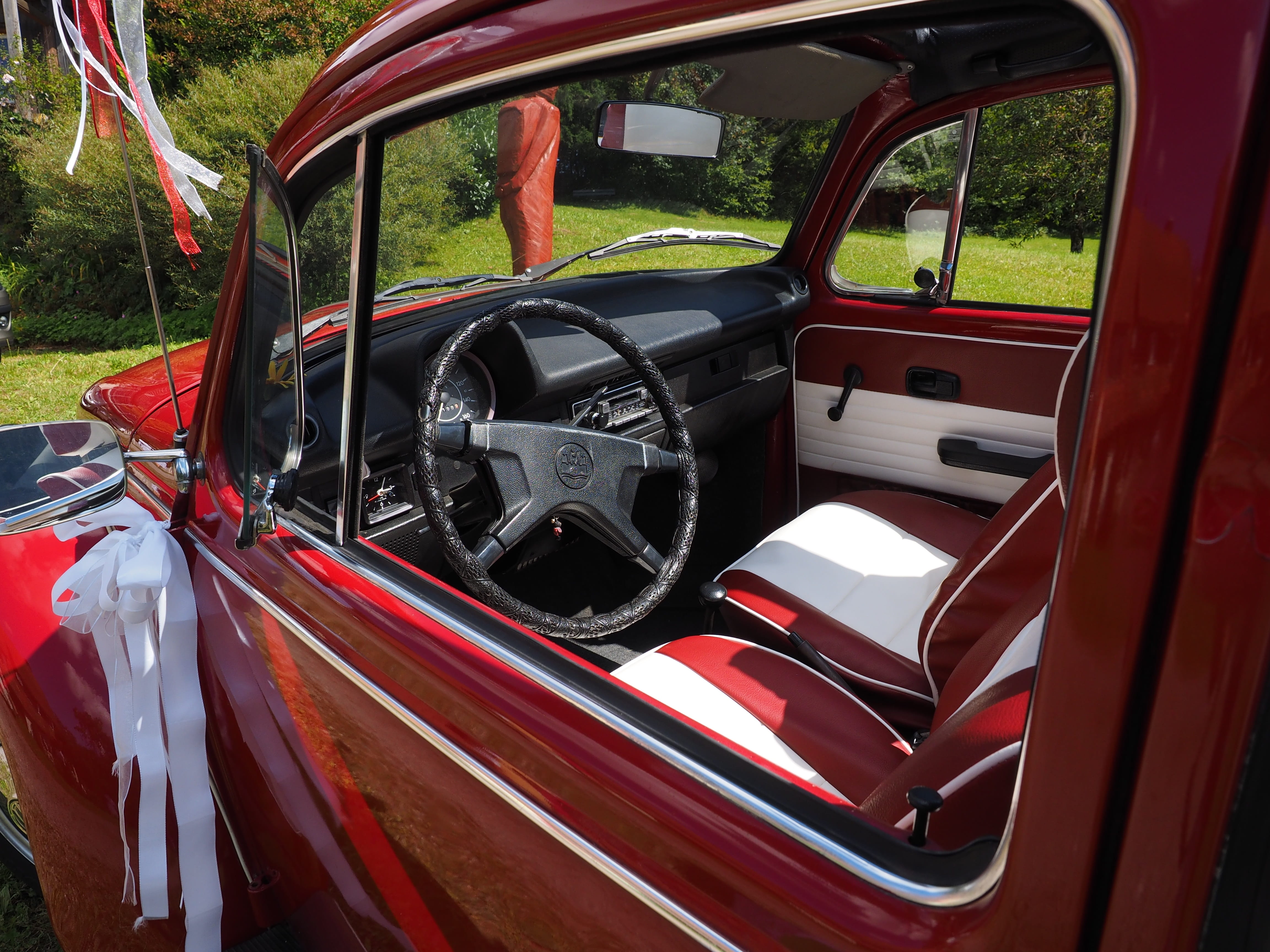 day, 4K, vehicle, old, transparent, nature, red, pkw, wedding car, mode of transportation, glass - material, retro styled, vehicle interior, outdoors, HD Wallpaper