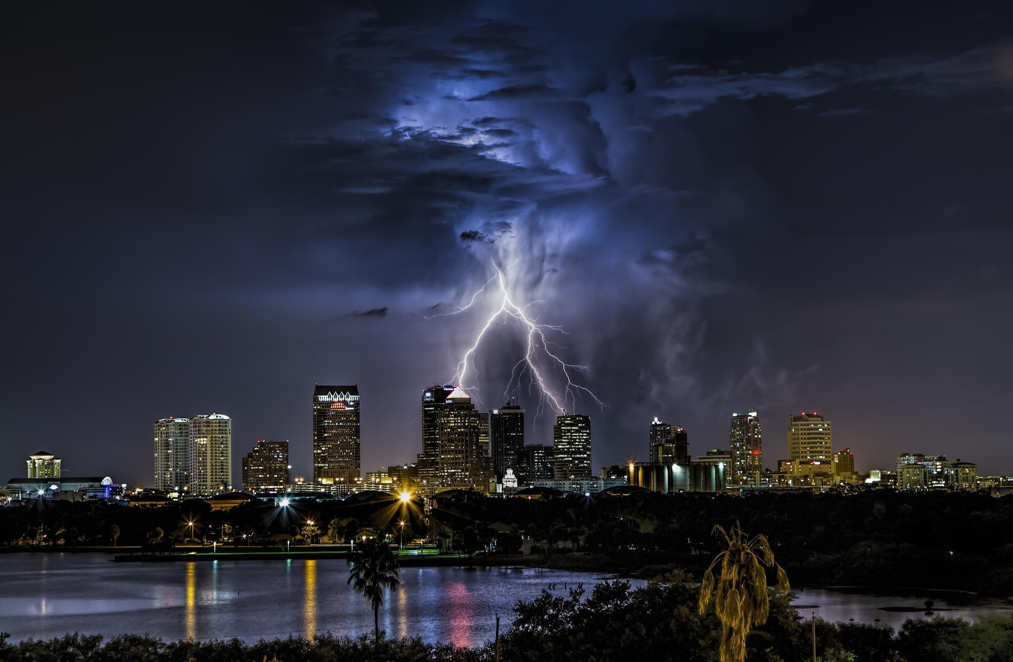 water, power, sky, modern, night, storm, nature, building, architecture, power in nature, tampa, thunderstorm, office building exterior, cityscape, no people, HD Wallpaper