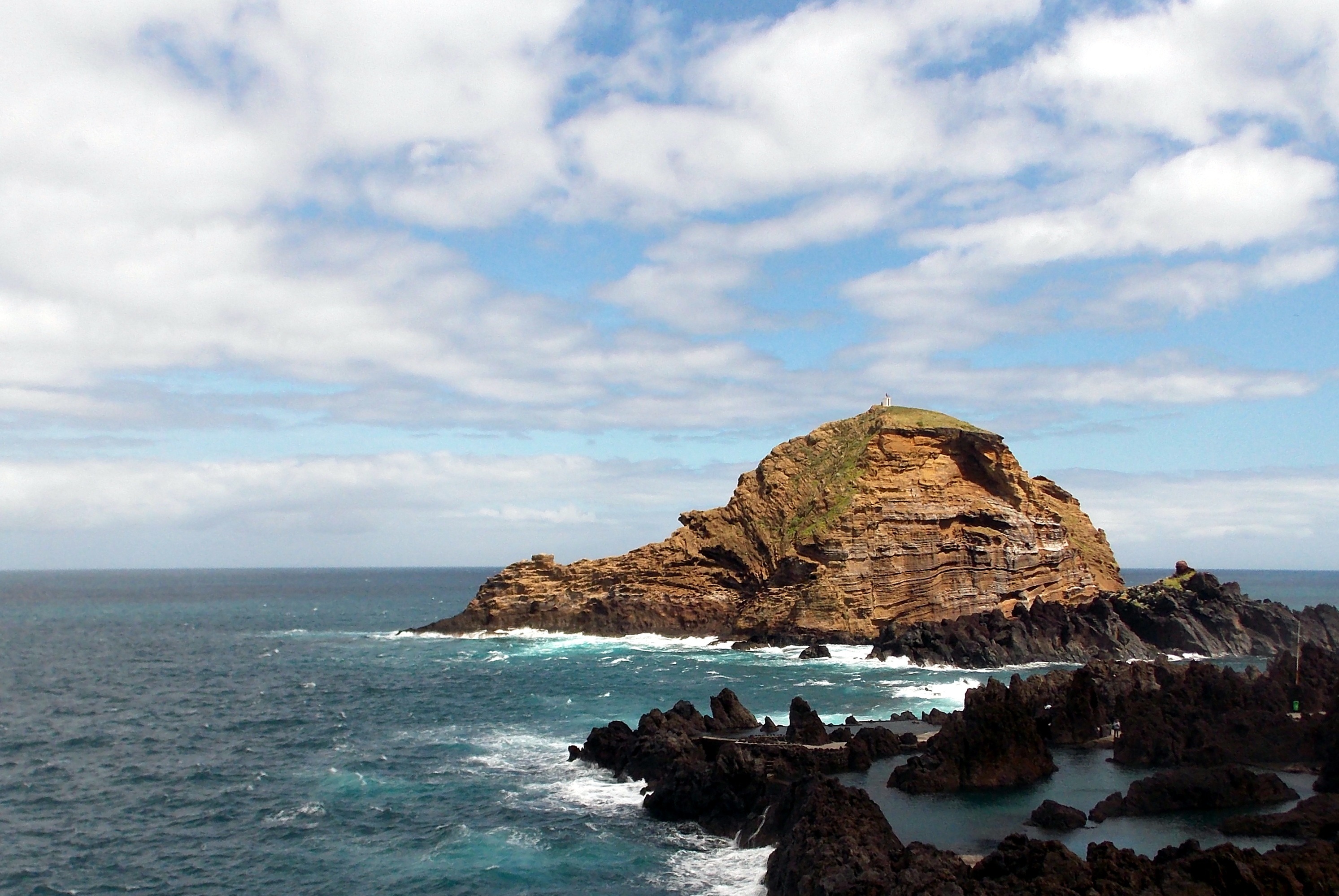 horizon over water, stack rock, waters, madeira, scenics - nature, cliff, sky, rocky coastline, water, land, stone beach, idyllic, rock, spray, beach, wave, HD Wallpaper