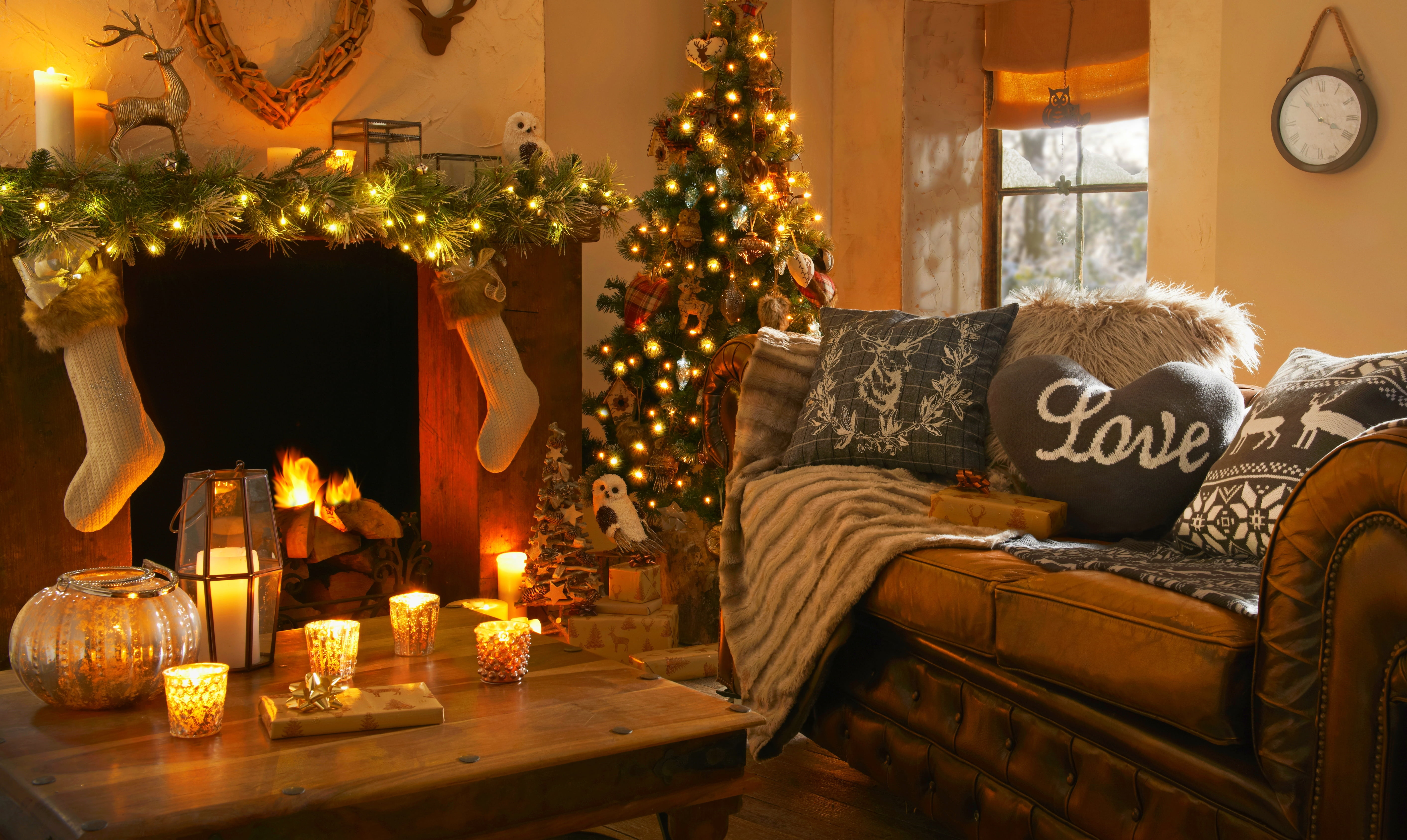 gift, heart, house, Christmas tree lights, couch, domestic Room, light - Natural Phenomenon, seat, lighting Equipment, illuminated, wood - Material, candle, HD Wallpaper