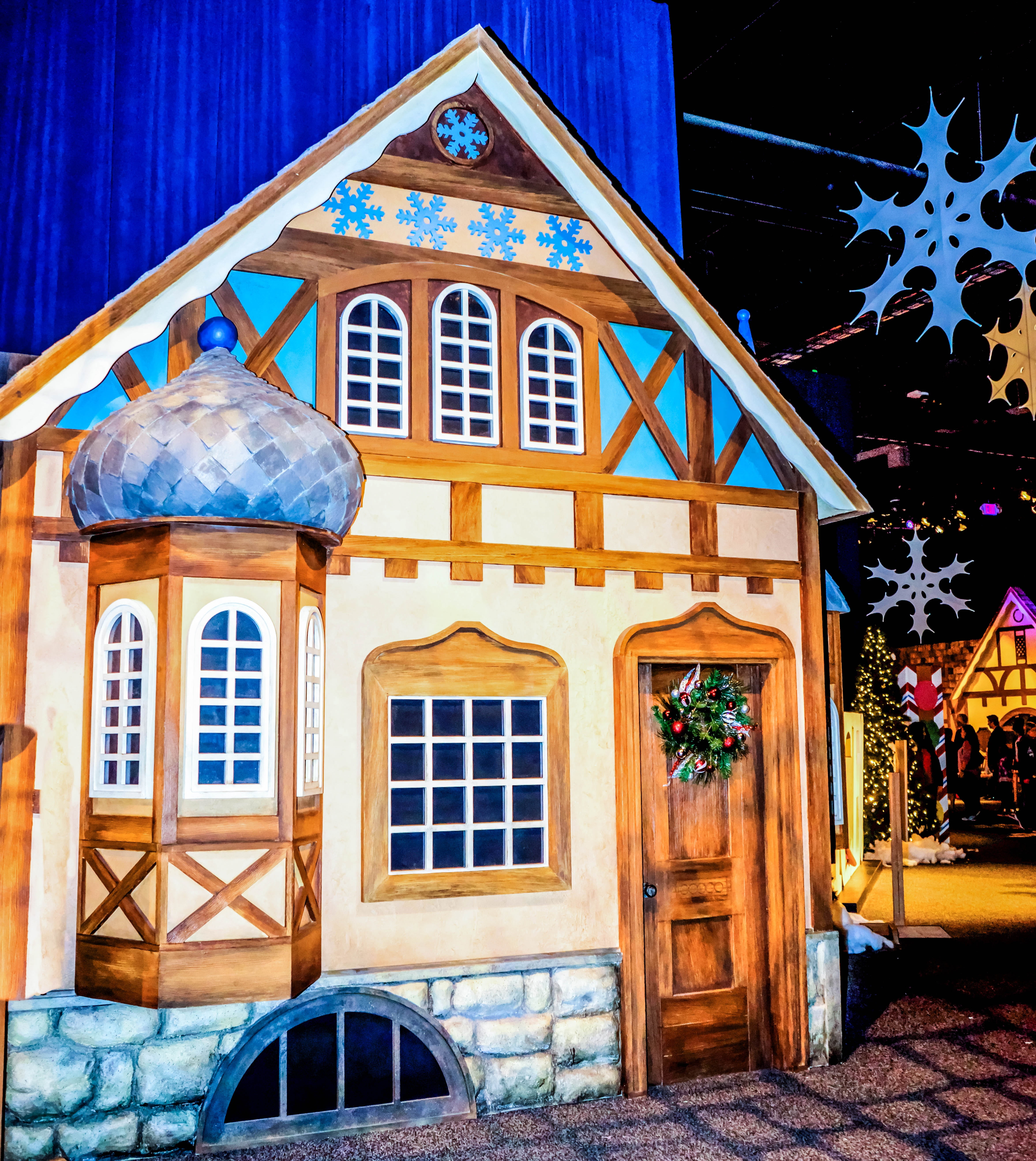winter, decoration, window, artistic, house, holiday, entrance, wood - material, exhibition, no people, ice sculptures, nature, architecture, outdoors, Phone HD Wallpaper