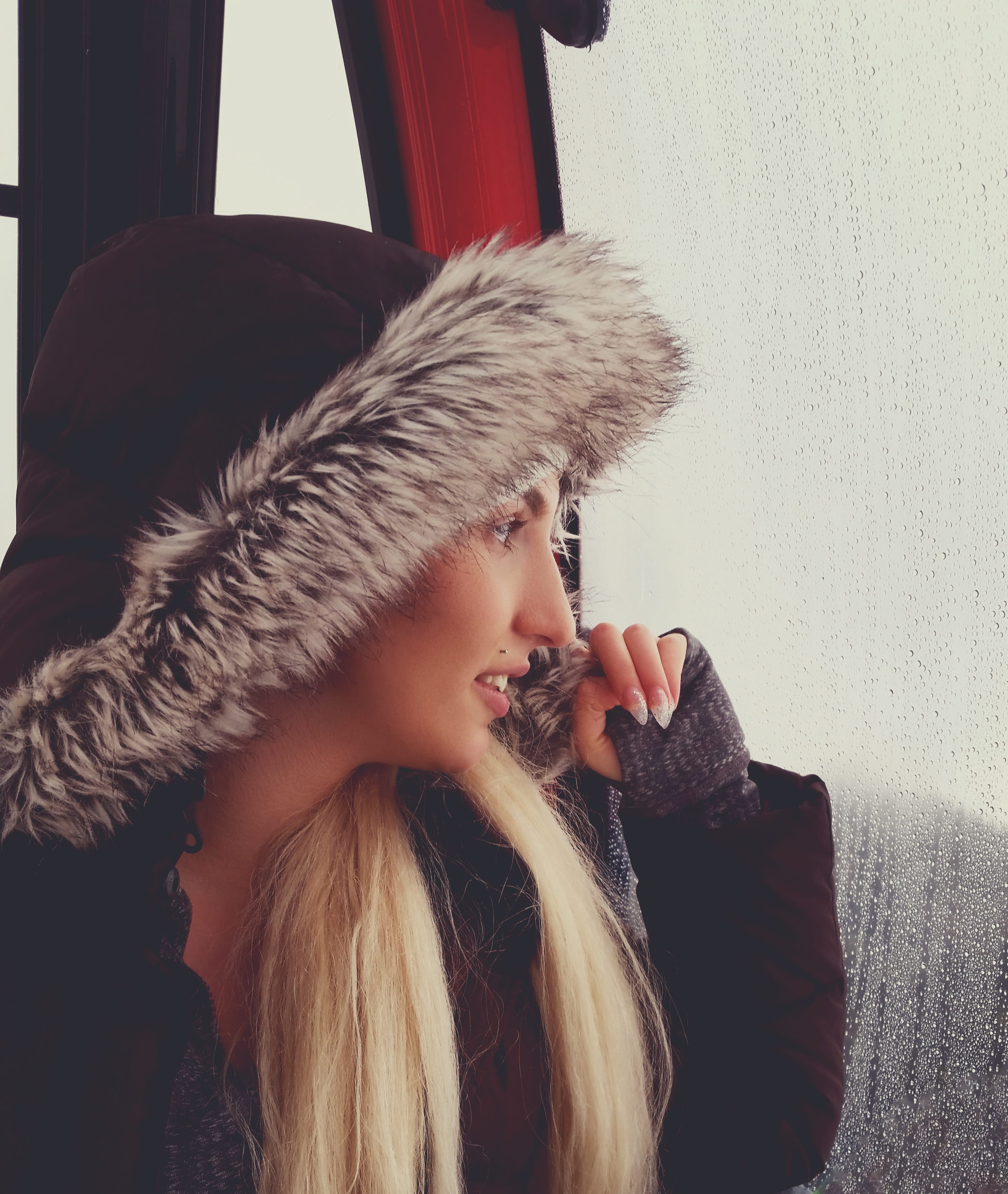 jacket, young women, ski, cold, fun, state, warm clothing, Coat, portrait, tourist, fur coat, young, leisure activity, clothing, young adult, Blond, washington, Phone HD Wallpaper