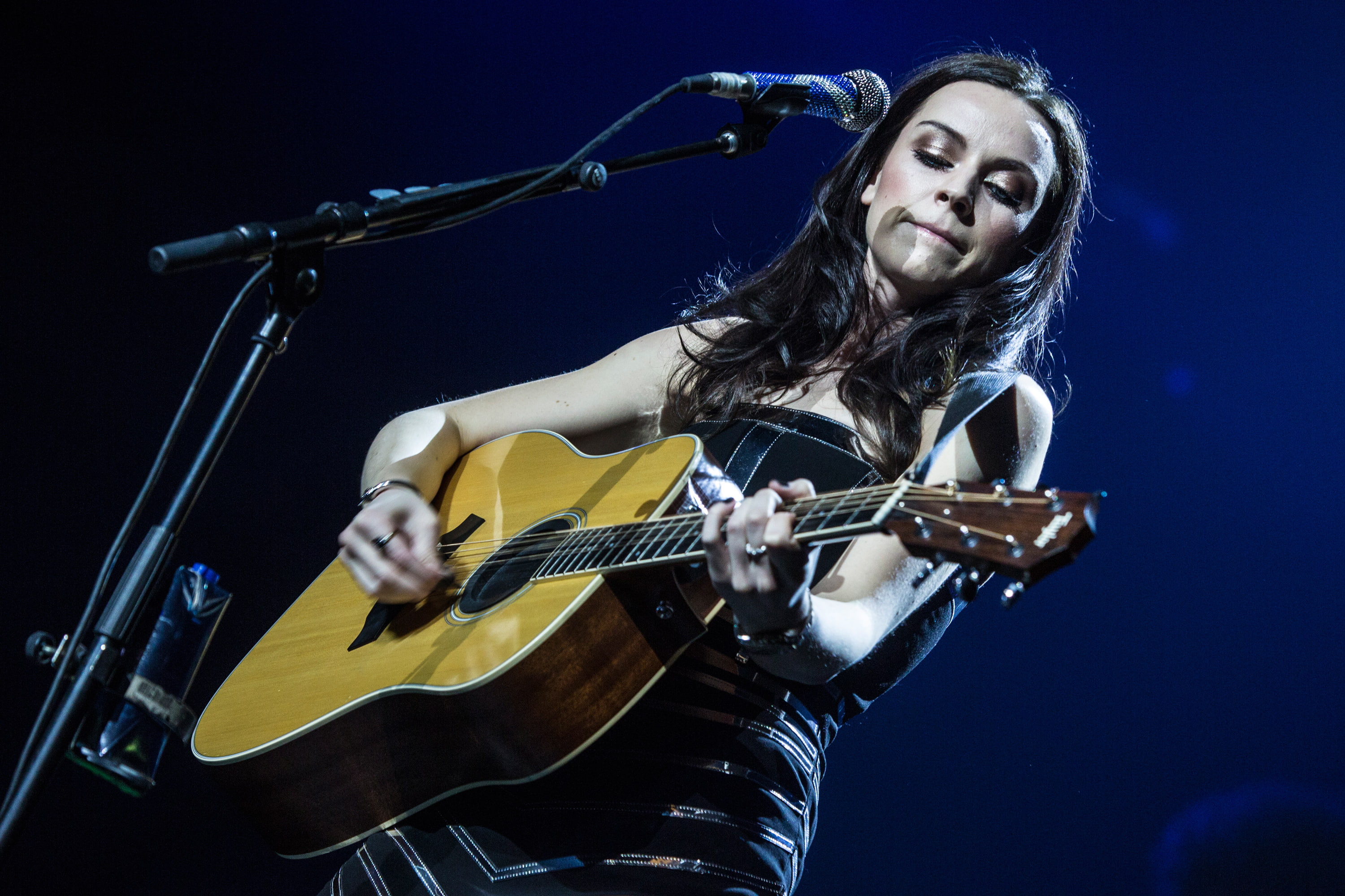 guitar, Amy Macdonald, vocals, 2K, solo performer, musician, HD Wallpaper