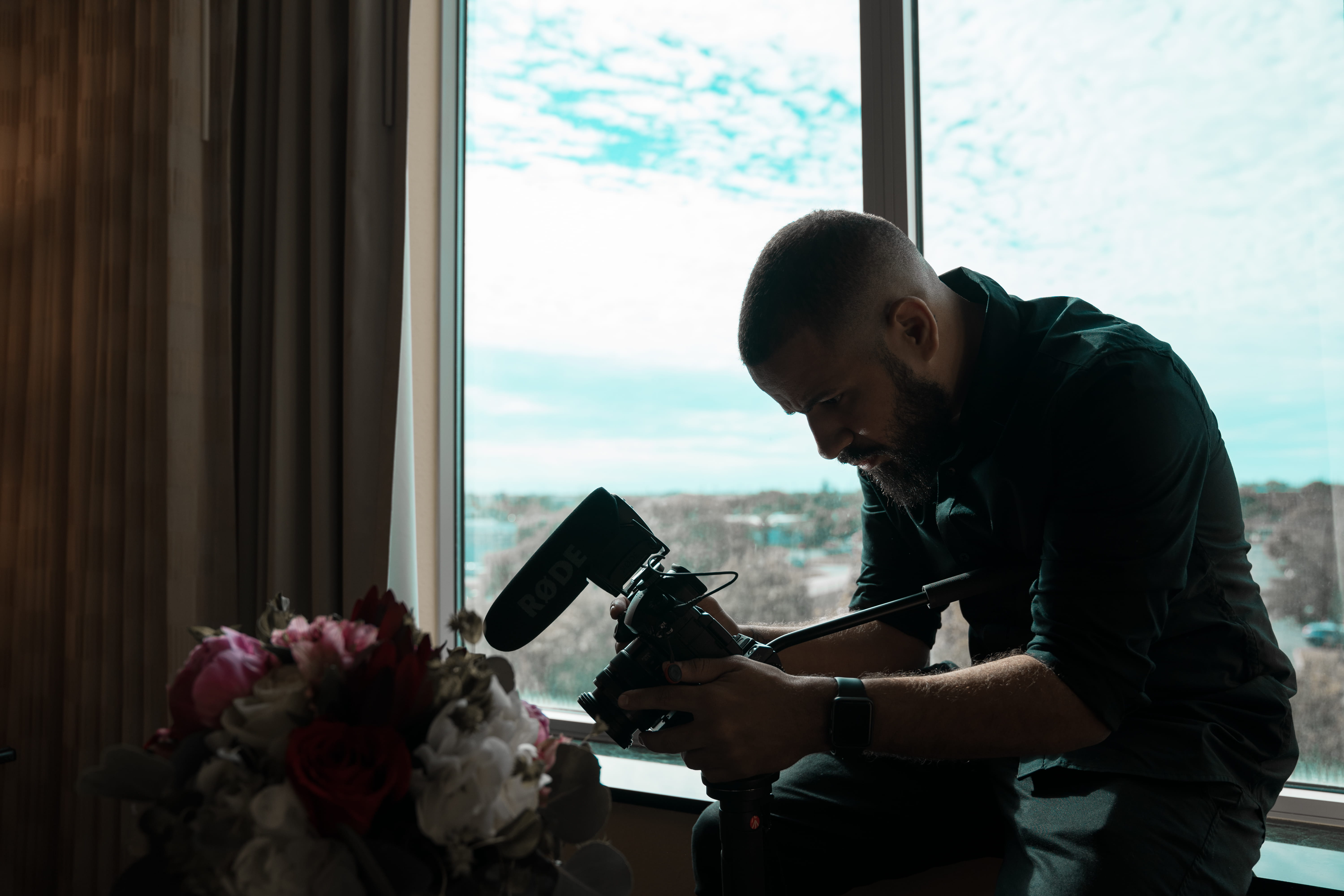 indoors, young adult, director, mid adult, flower arrangement, rode mic, one person, wedding films, young men, holding, 5K, moody, wedding video, cinematography, HD Wallpaper