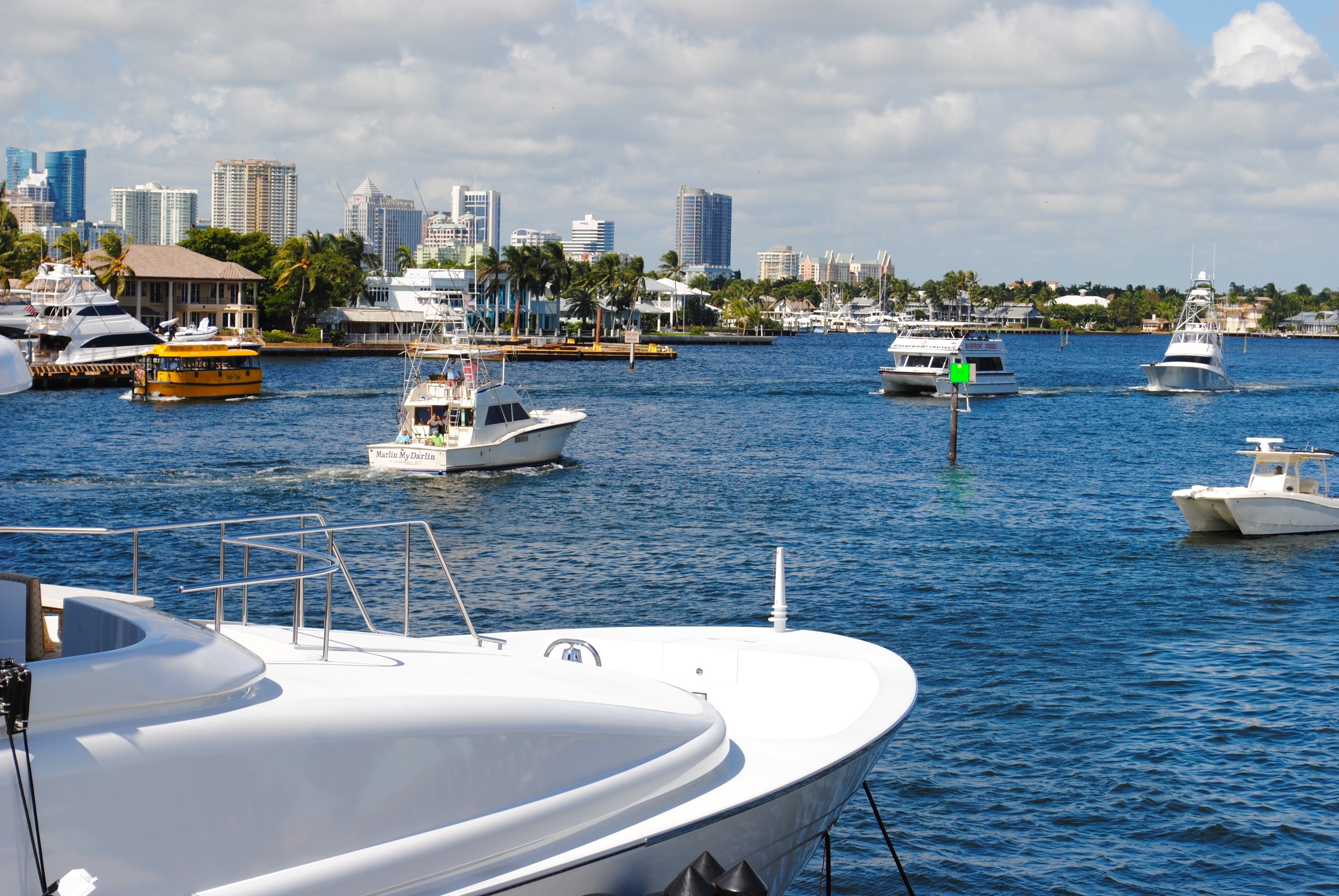 navigation, travel, nautical, sport, luxury yacht, 4K, sailboat, cityscape, lifestyle, architecture, transportation, office building exterior, yachts, HD Wallpaper
