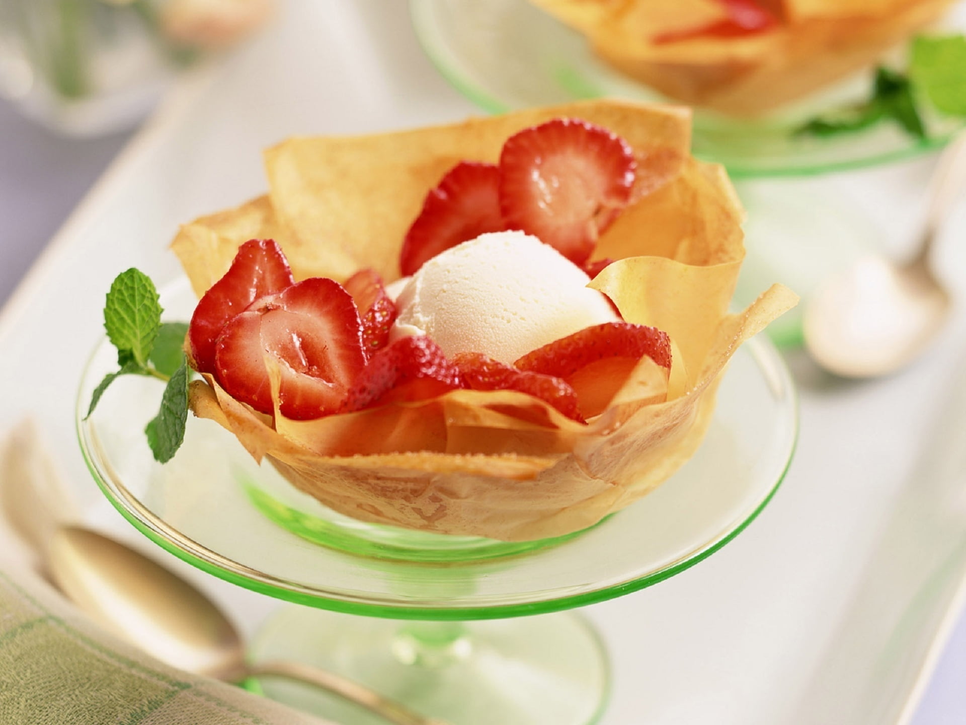fruit, cake, ice-cream, meal, close-up, focus on foreground, color Image, plate, ball, sweet, homemade, berry Fruit, selective focus, dessert, strawberry, HD Wallpaper