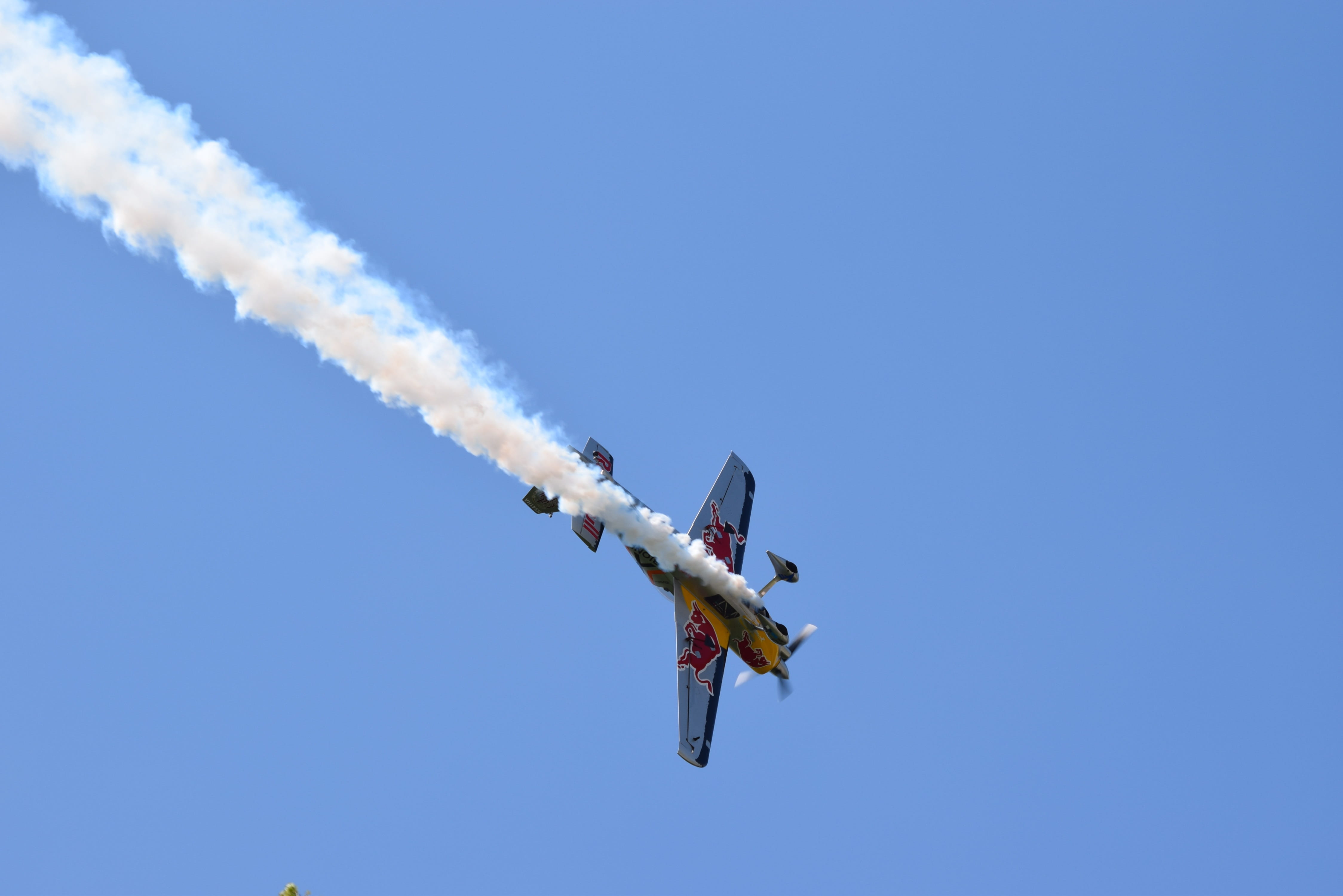 aerospace industry, clear sky, navy, mode of transportation, sky, 4K, day, fly, sunny, acrobatic, smoke, flying, outdoors, show, nature, plane, air vehicle, HD Wallpaper