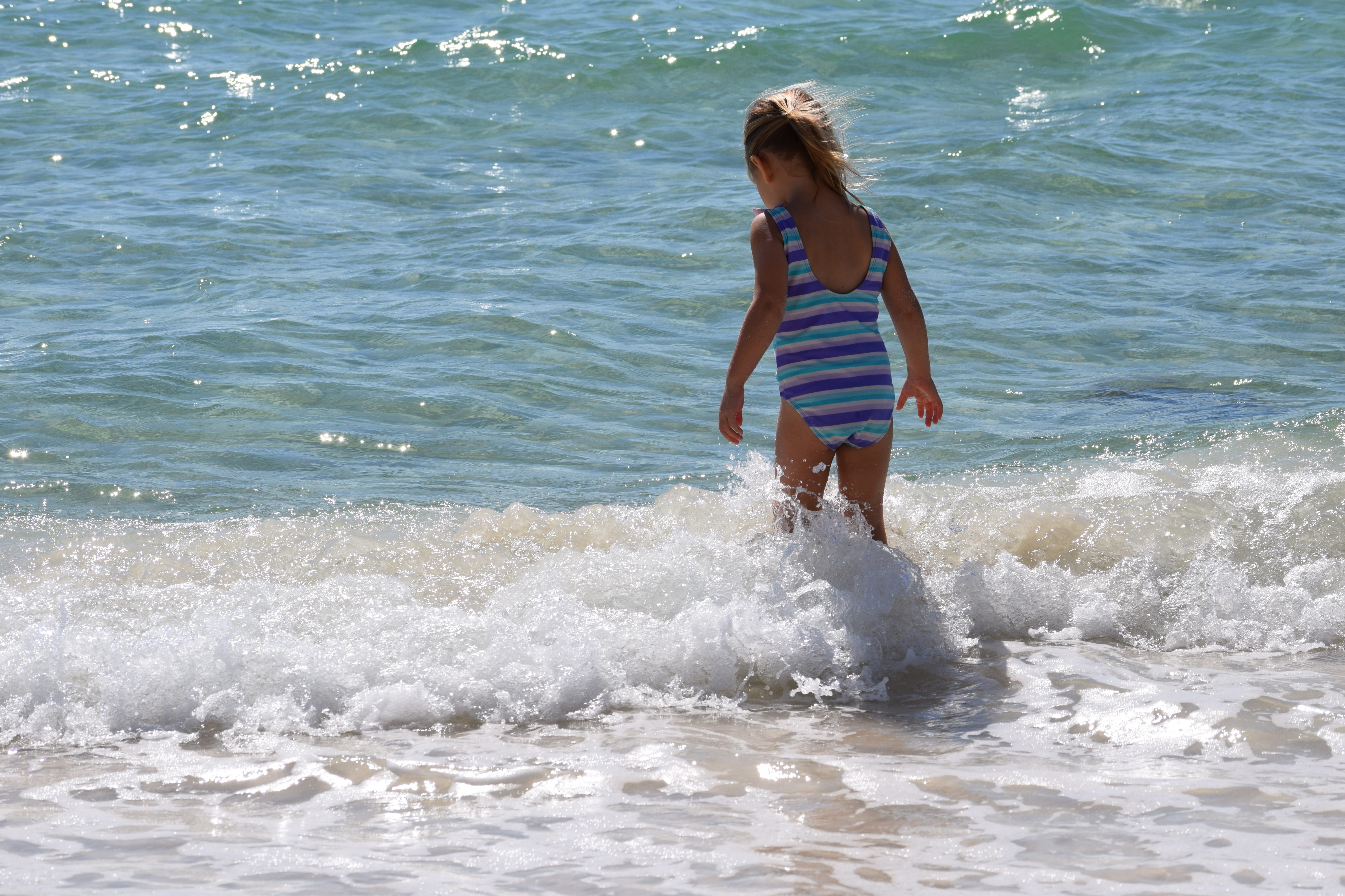 shore, 5K, nature, swim, sand, hairstyle, walking, land, child, activity, surfing, scenic, standing, aquatic sport, beauty in nature, leisure activity, HD Wallpaper