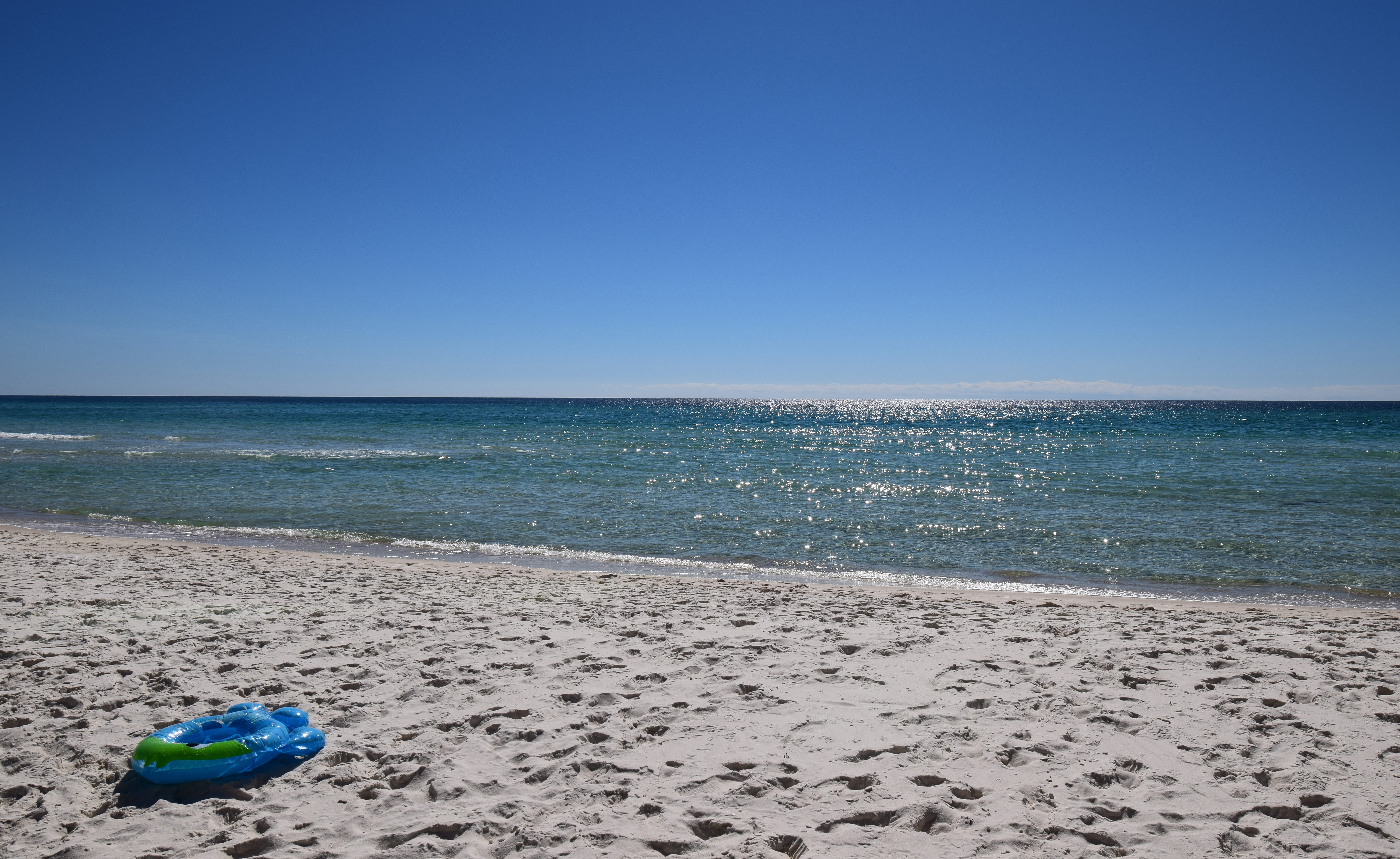 inflatable, no people, horizon over water, 5K, sand, turquoise colored, sky, outdoors, saltwater, nature, copy space, panama city beach, clear sky, scenics - nature, HD Wallpaper