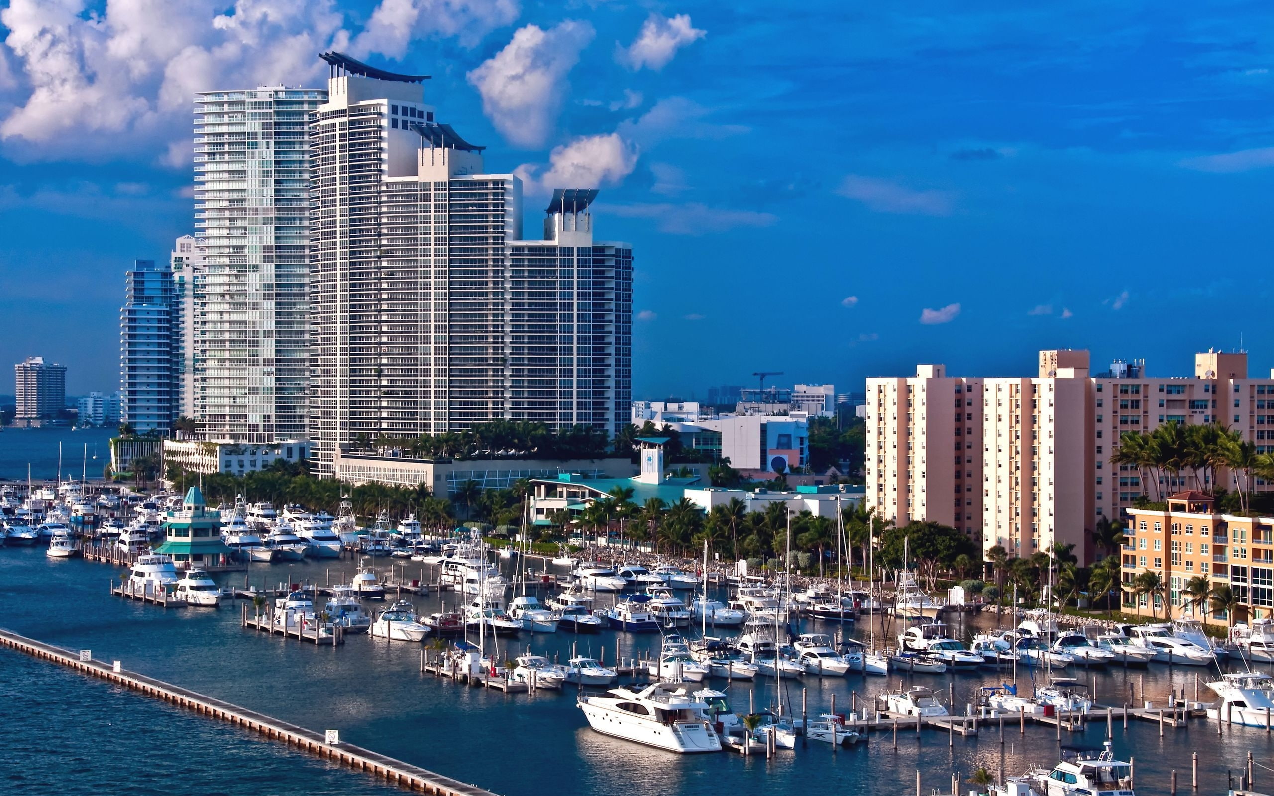 rise, landscape, near, boats, body, buildings, high, miami, water, background, port, 2K, hotels, HD Wallpaper