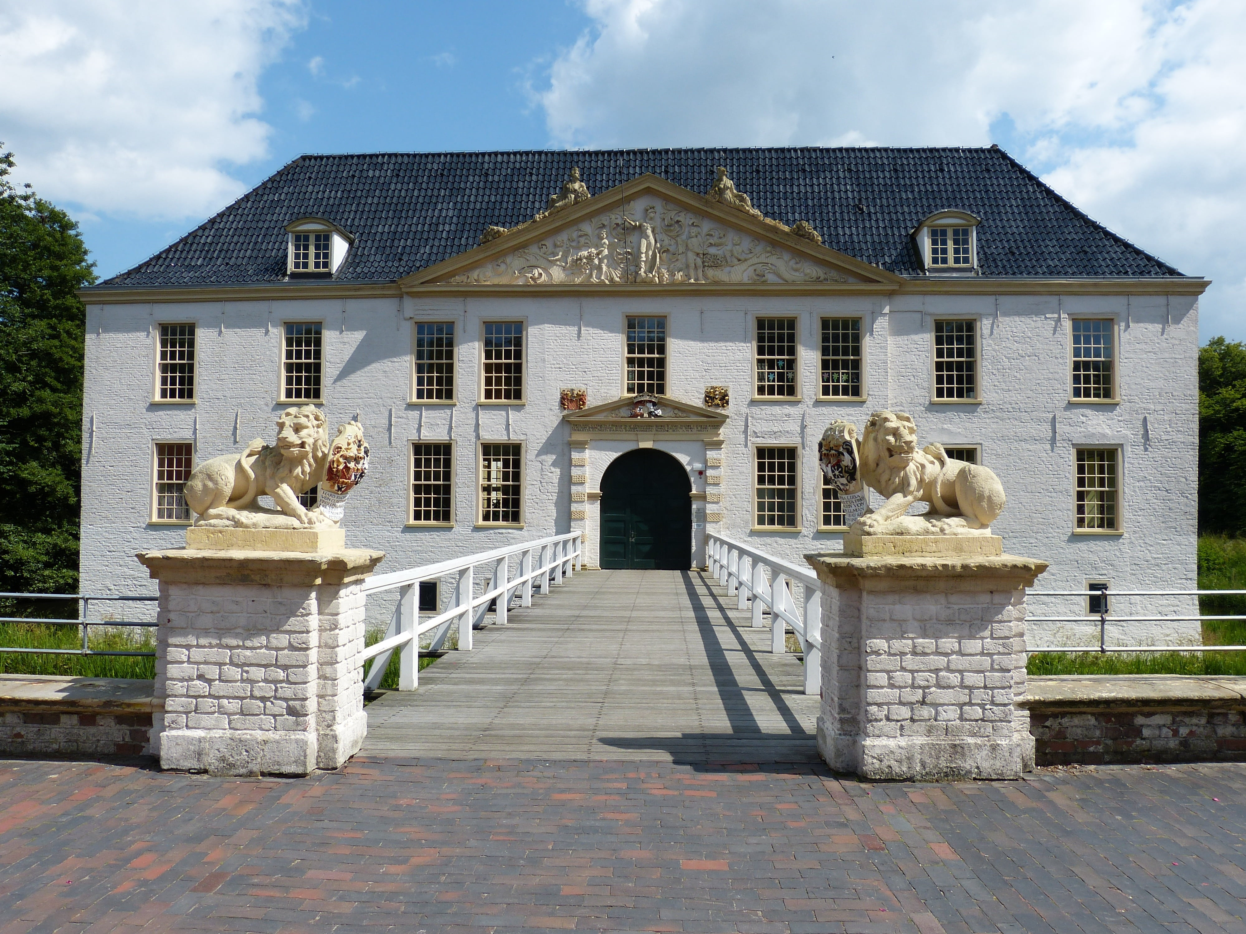 no people, castle, facade, norddeich, relief, sky, mansion, figure, places of interest, architectural column, residential district, blue, bridge, outdoors, HD Wallpaper